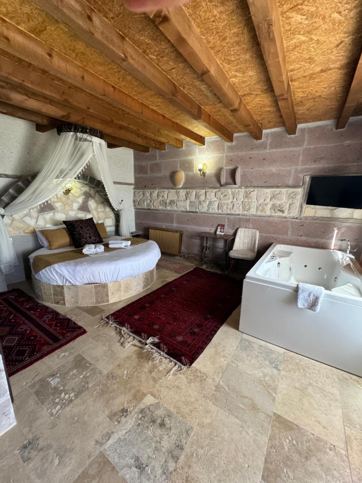 Crazy Horse Ortahisar