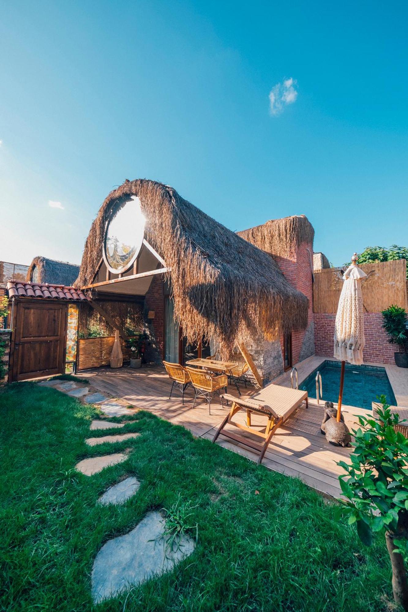 Feronia Resort Masukiye