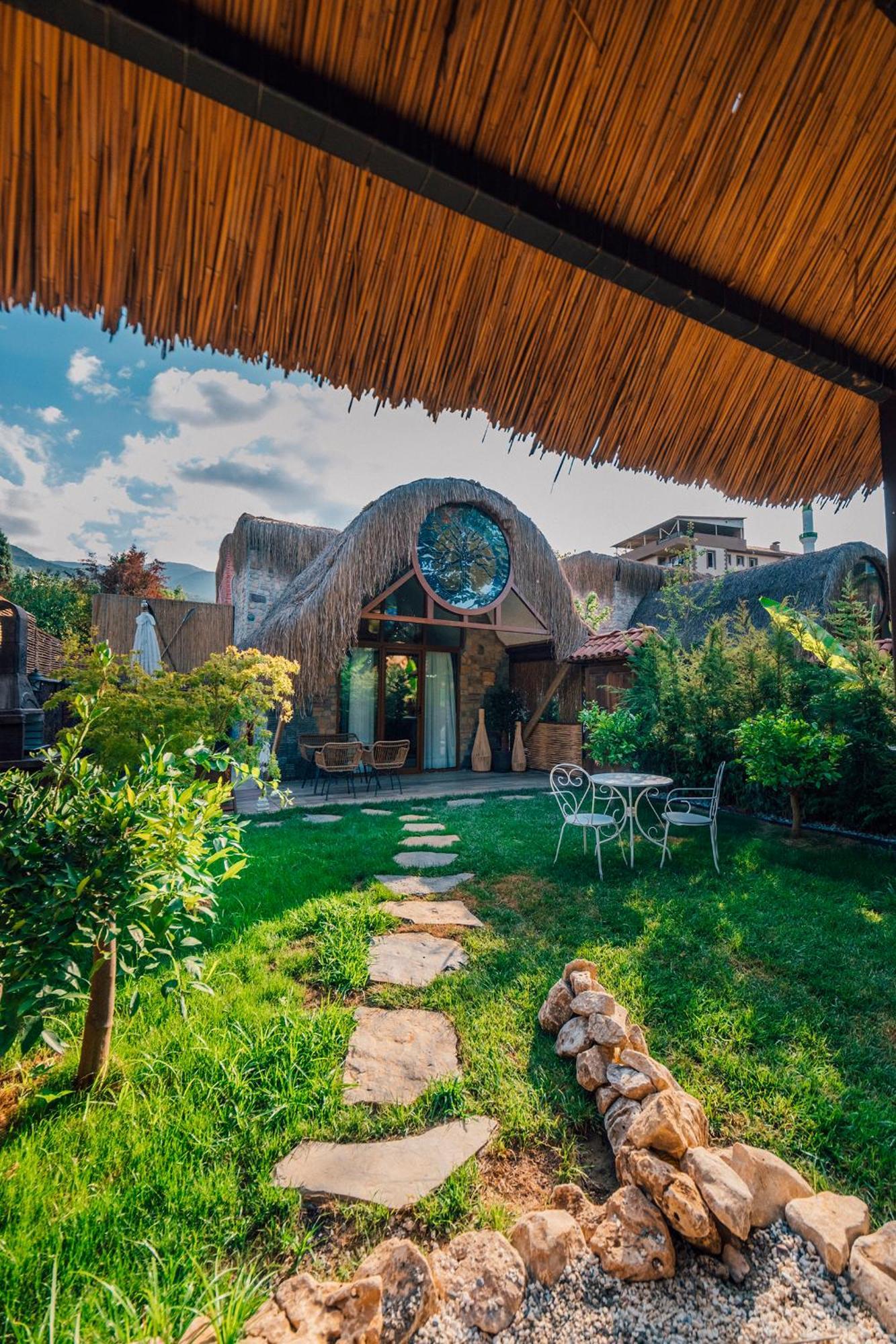 Resort Feronia Masukiye