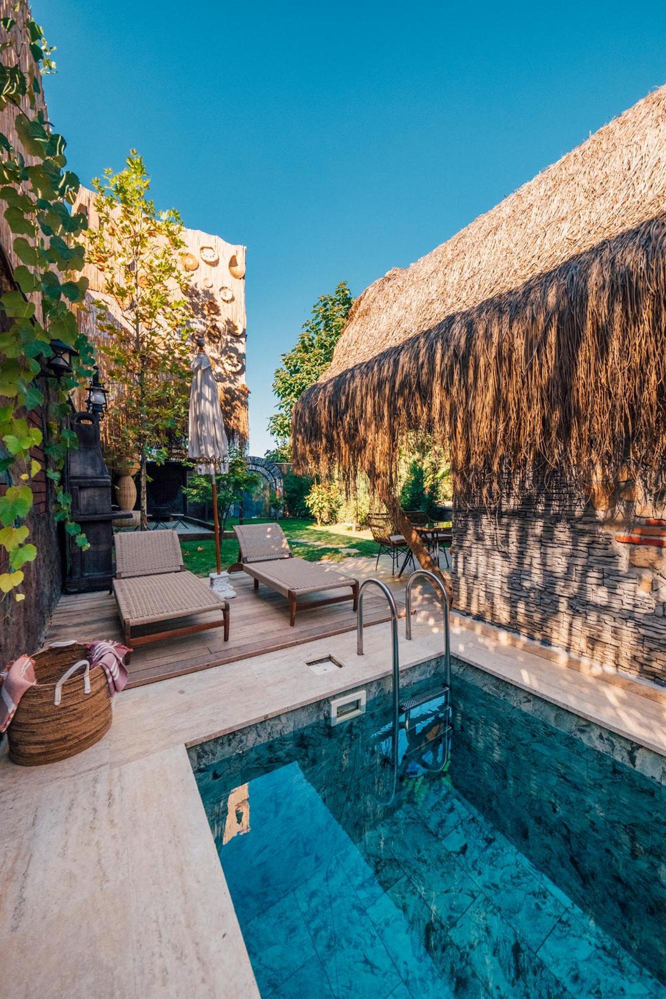 Resort Feronia *