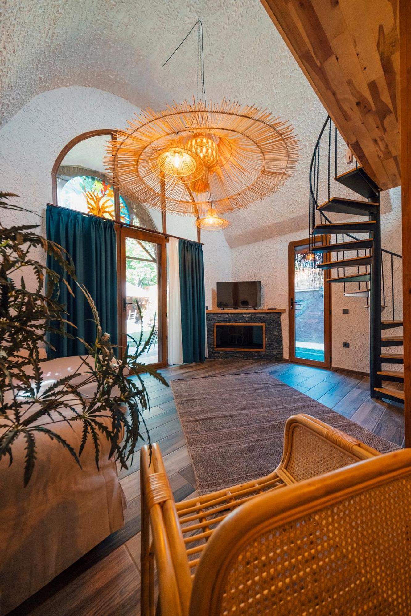 Feronia Resort Masukiye