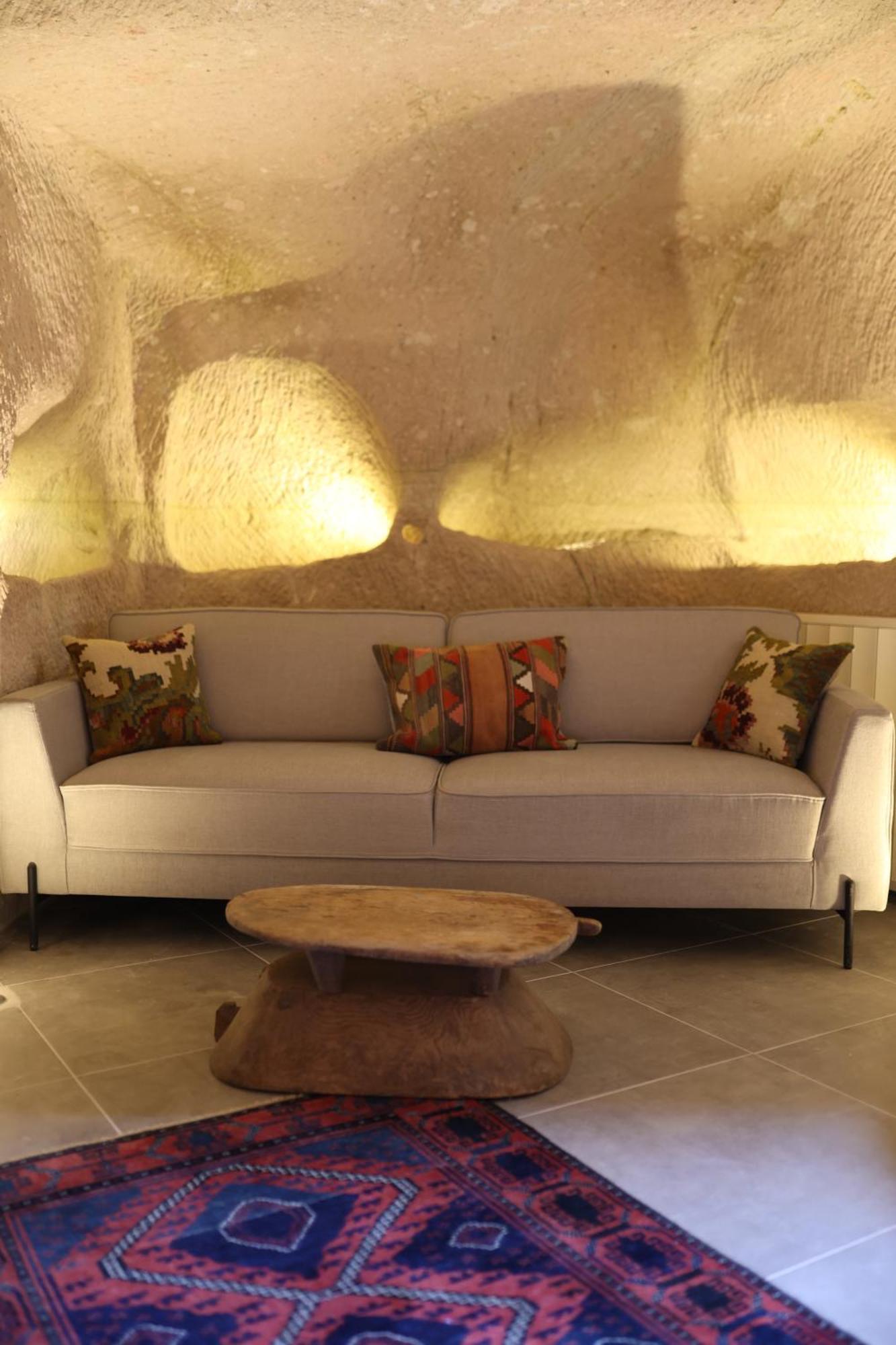 Potamia Cave
