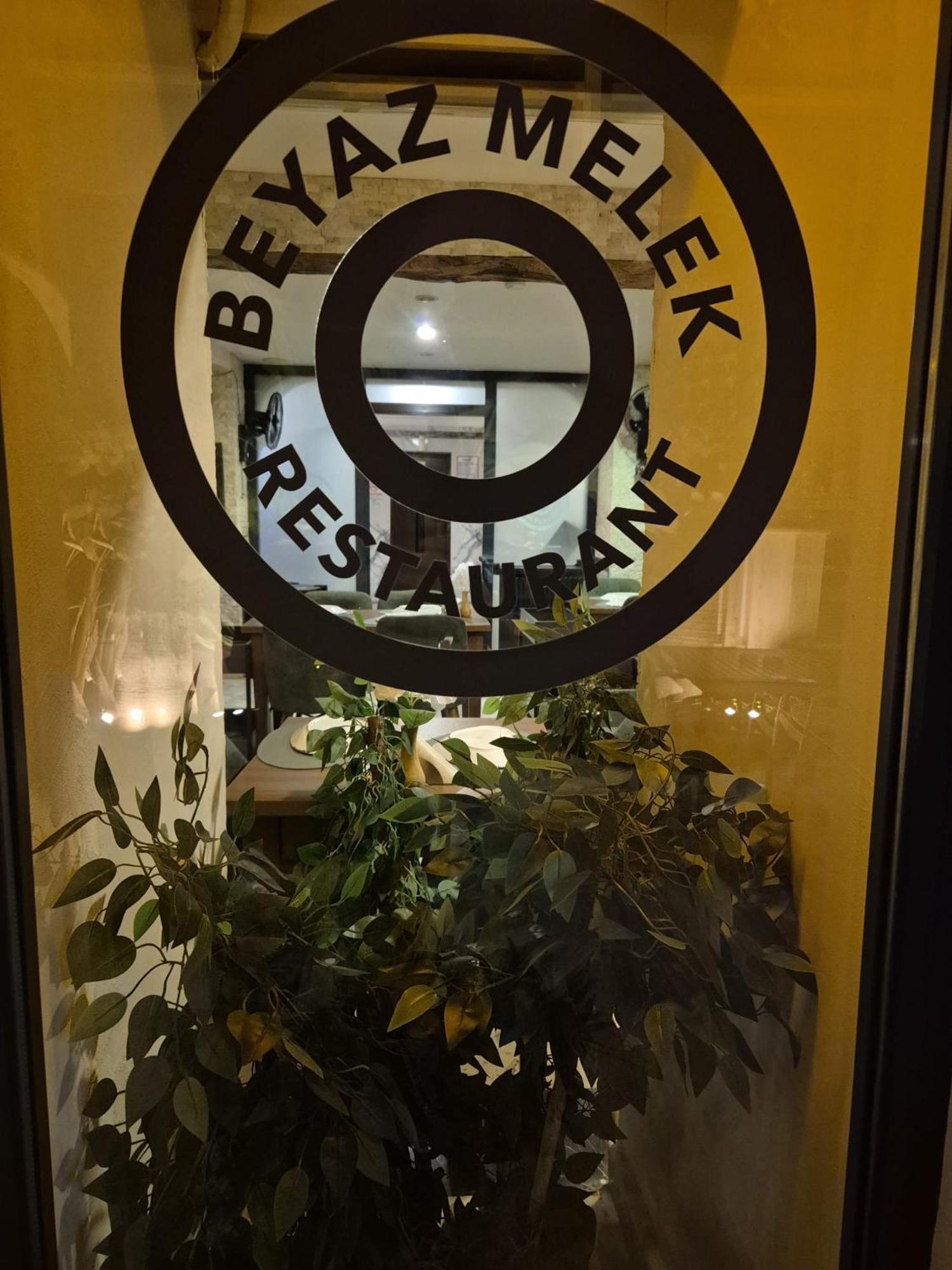 Beyaz Melek