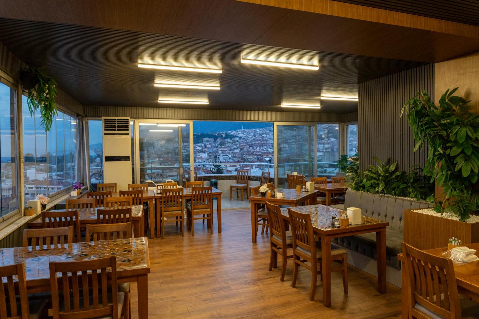 Hotel Grand Heykel