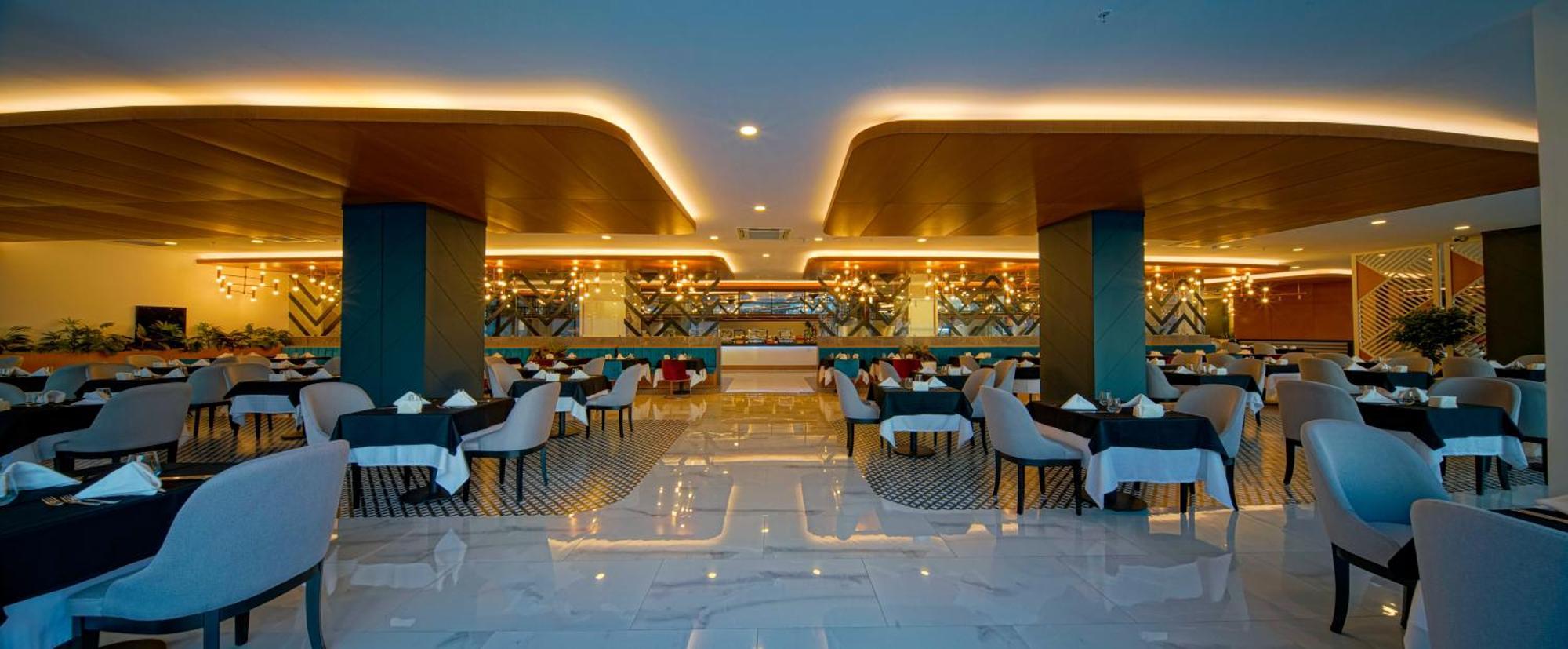Stella Elite & - Adults Only 5* Side