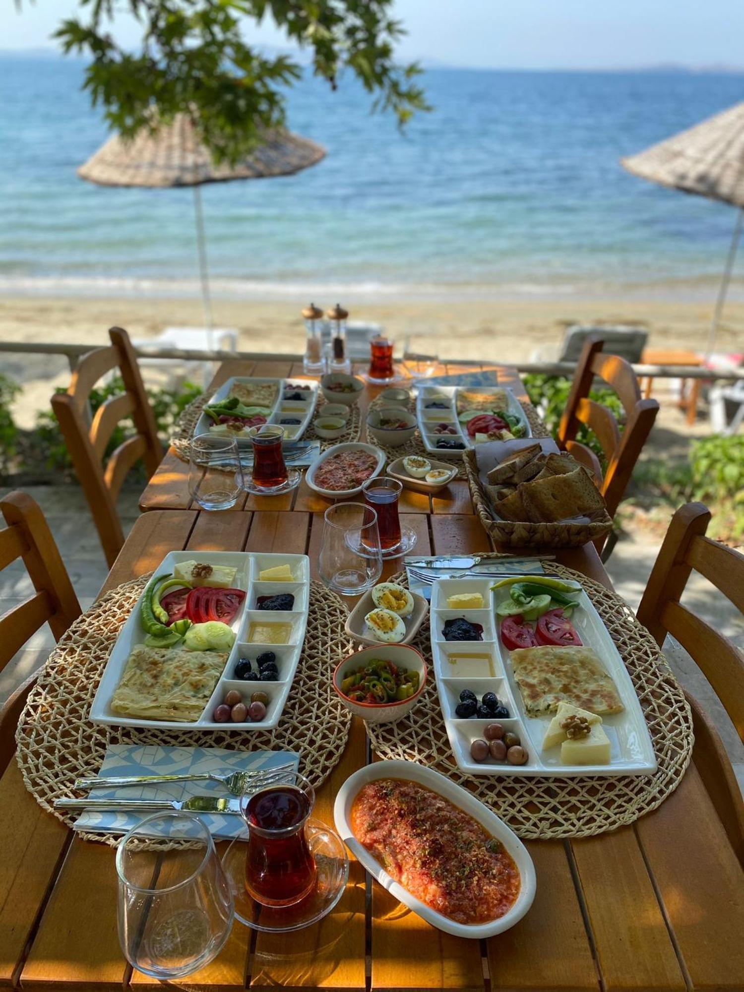 Deniz Evi Karvunyi Hotel *