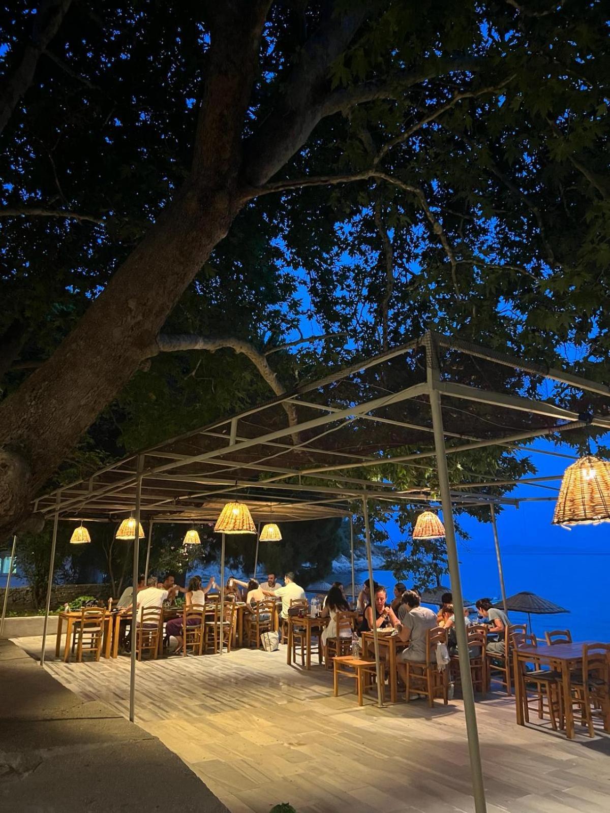 Deniz Evi Karvunyi * Marmara Adasi