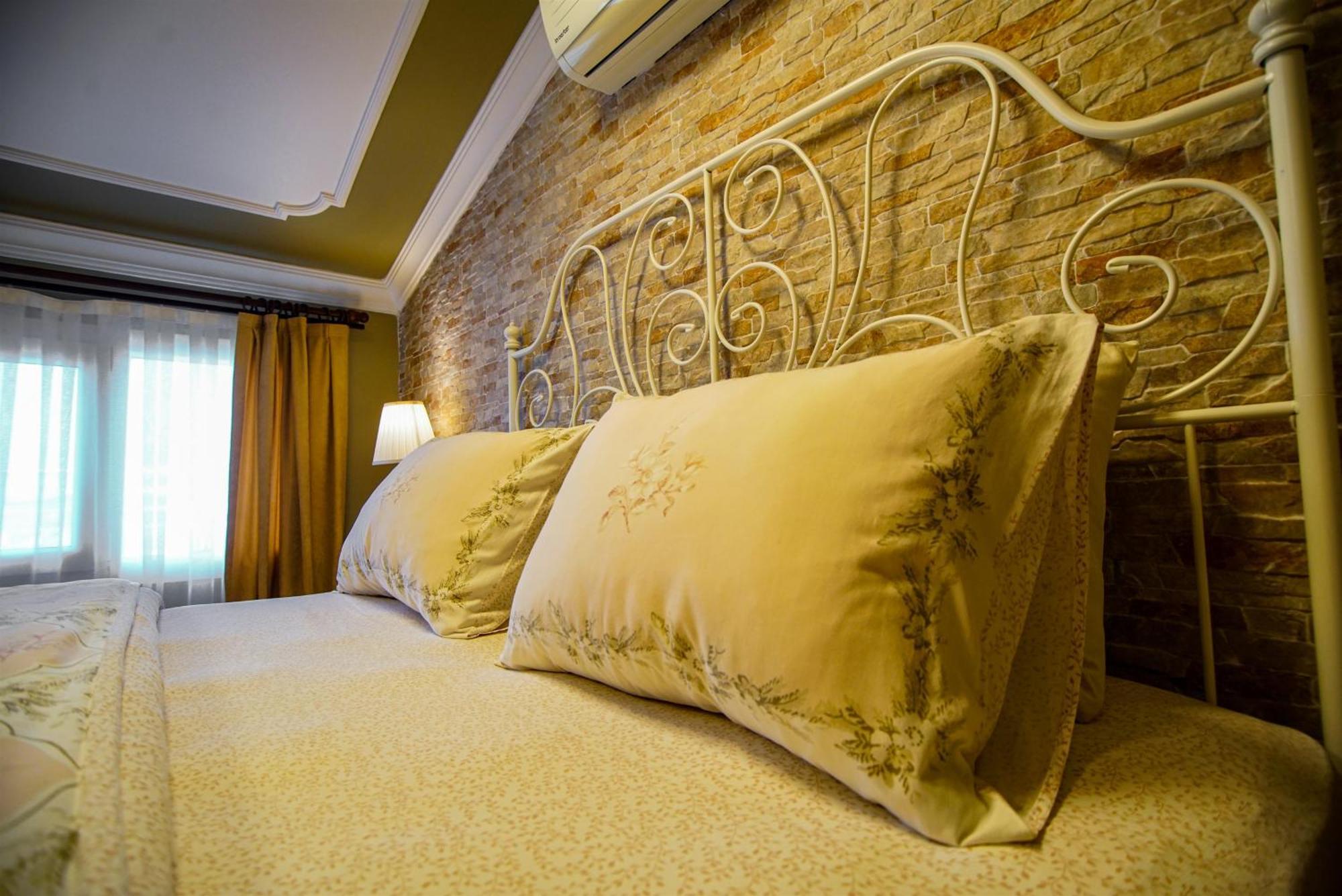 Zeytin Hotel 2*