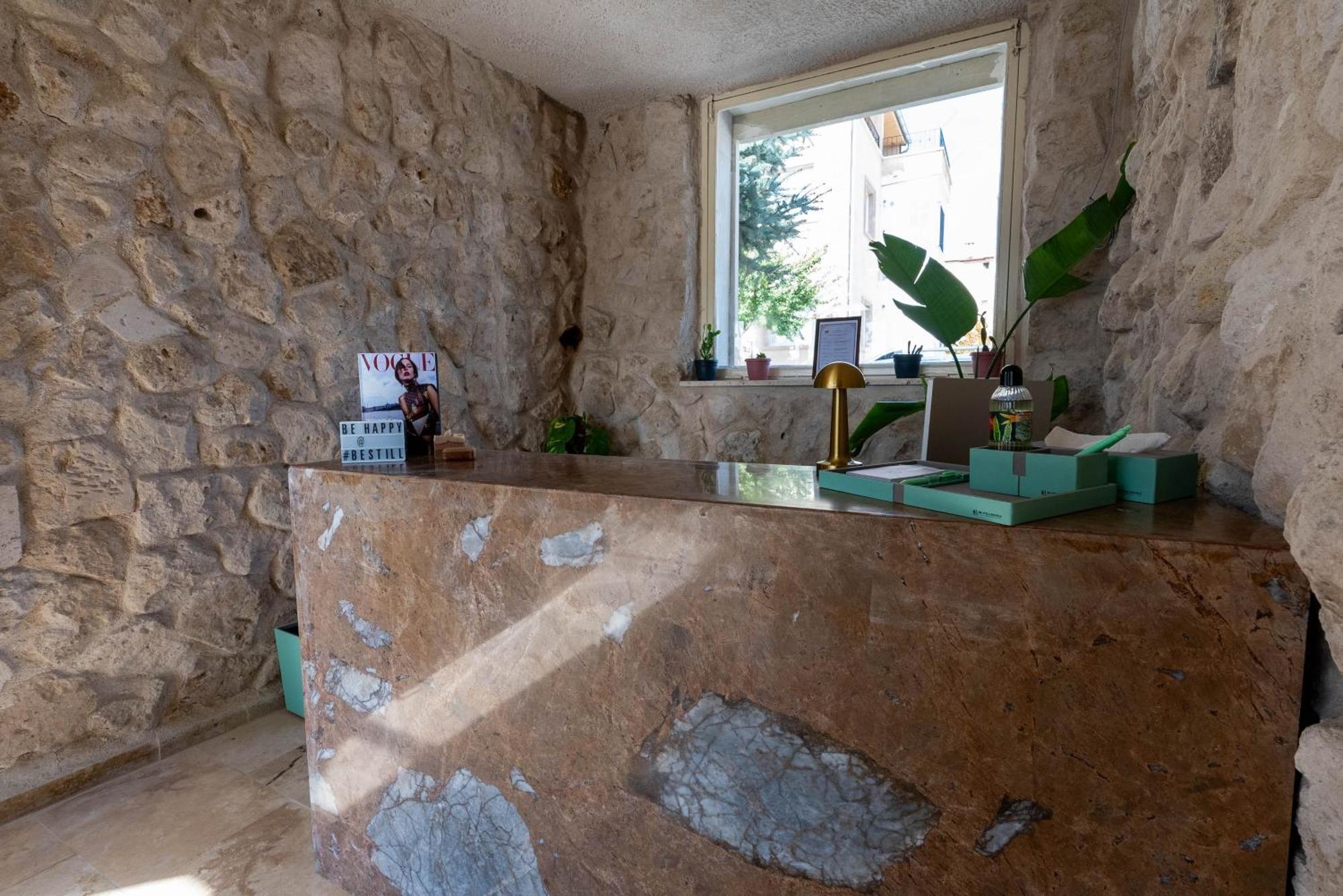 Hotel Be Still Alexa Smart Luxury Escape Adults Only *