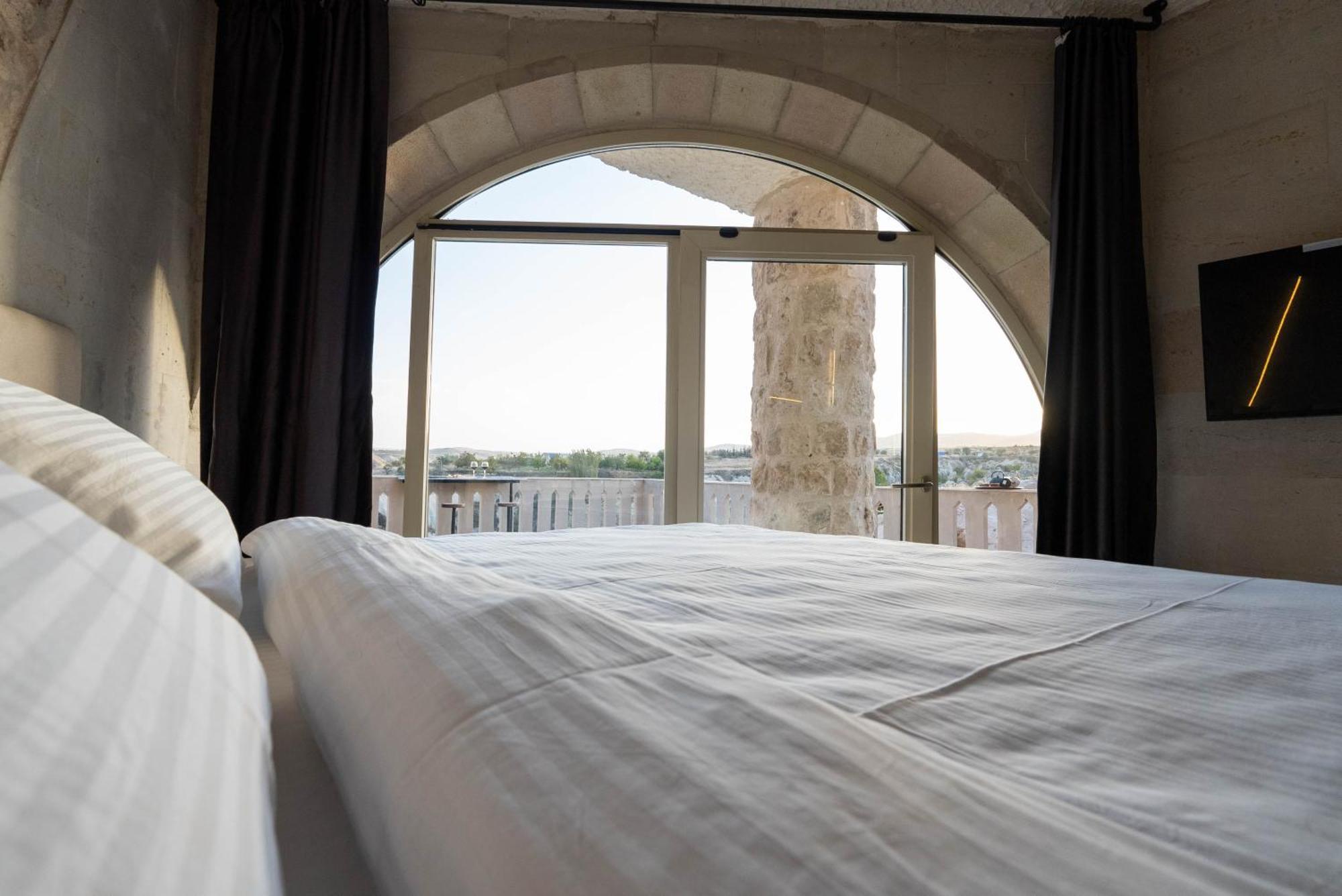Be Still Alexa Smart Luxury Escape Adults Only *