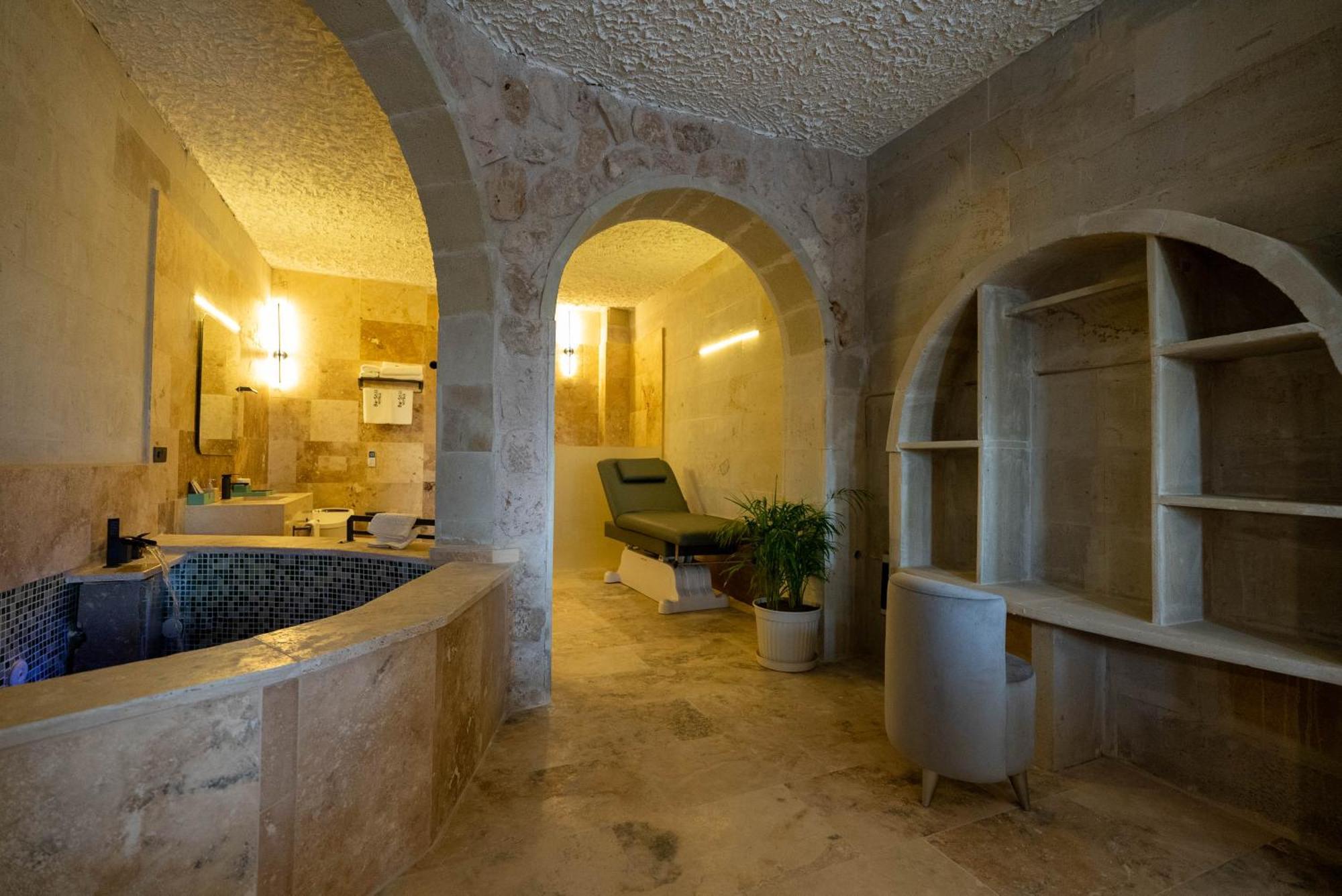 Hotel Be Still Alexa Smart Luxury Escape Adults Only *