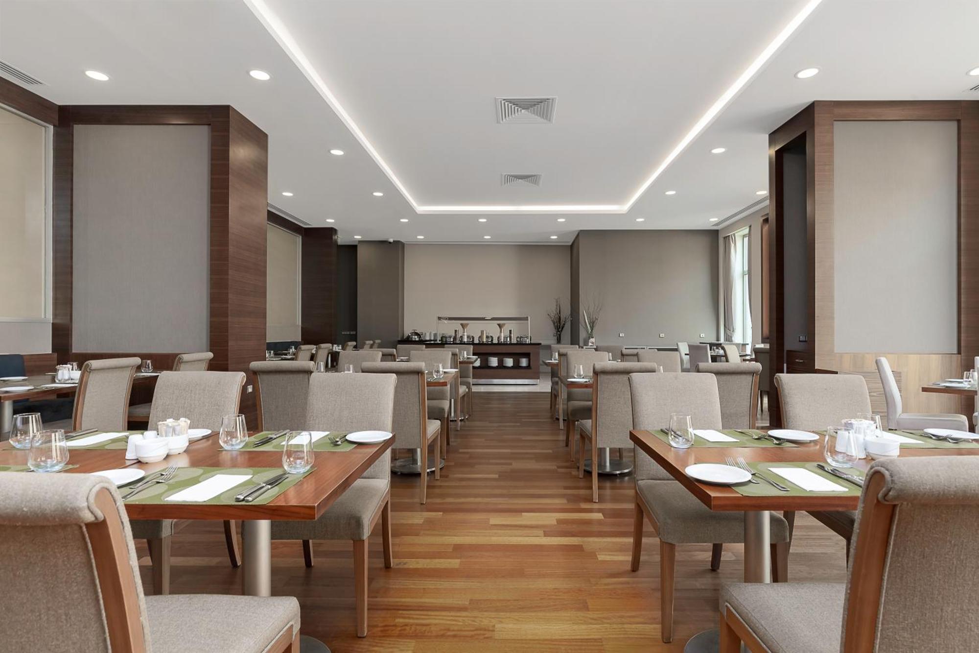 Park Dedeman Bostanci Hotel 4*