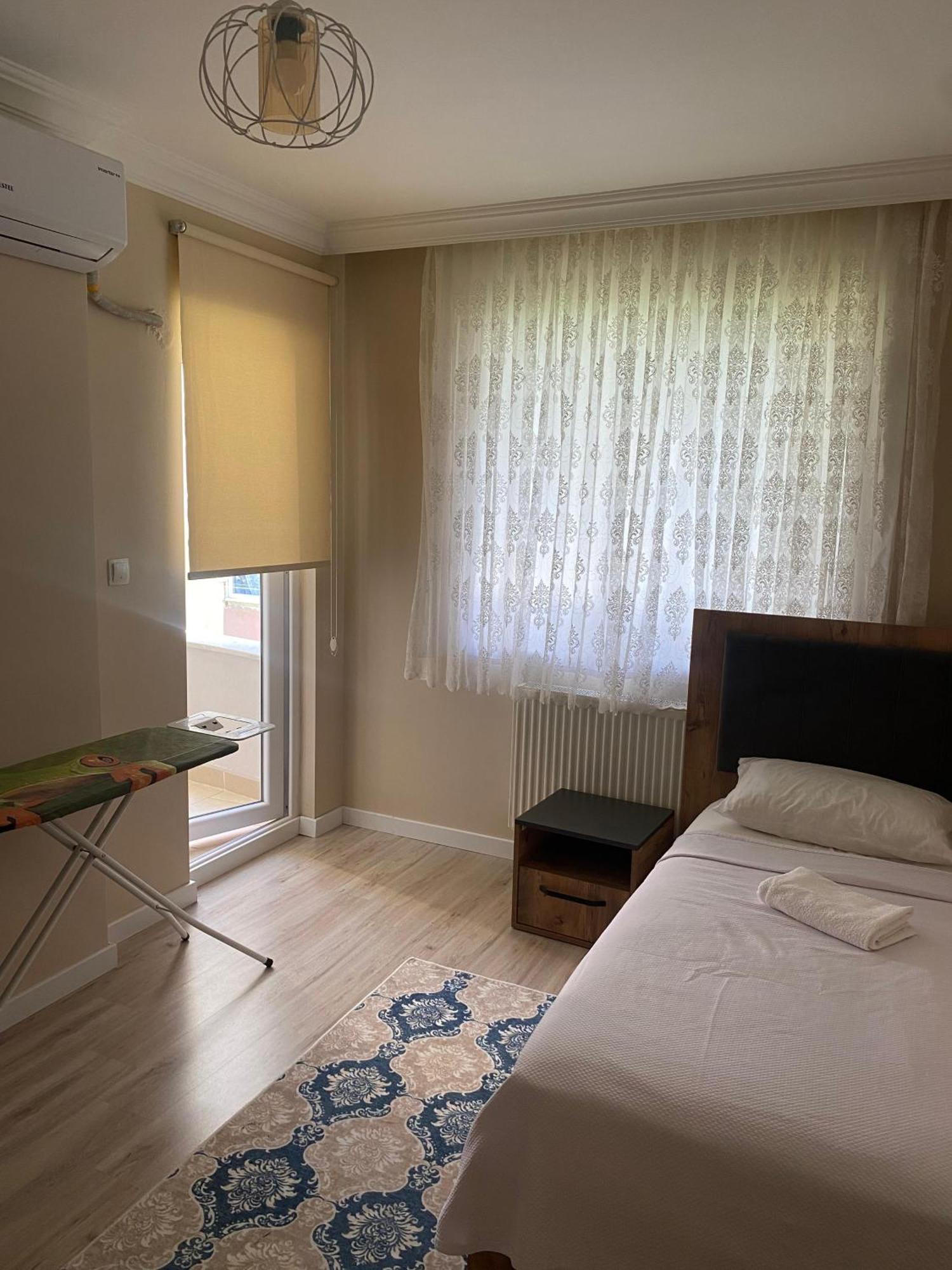 Mila Aparthotel