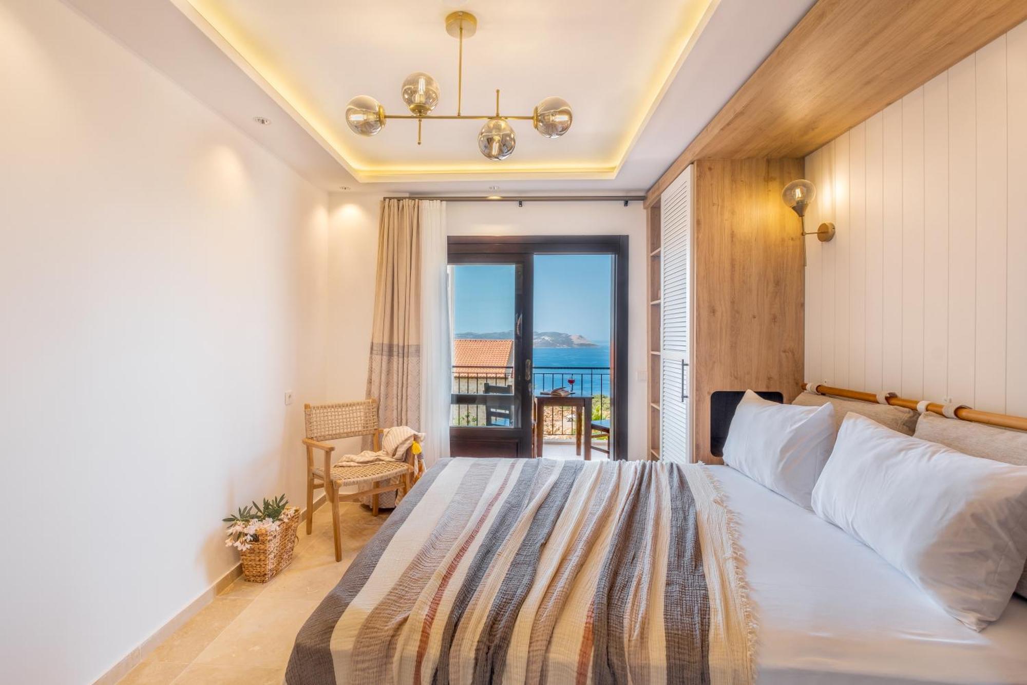White Garden Villa *