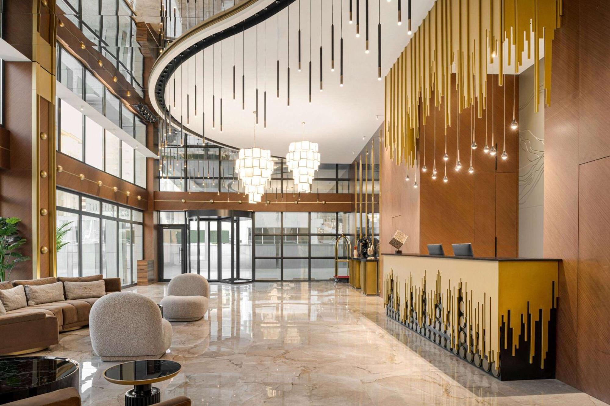 Ramada By Wyndham Hotel 5*