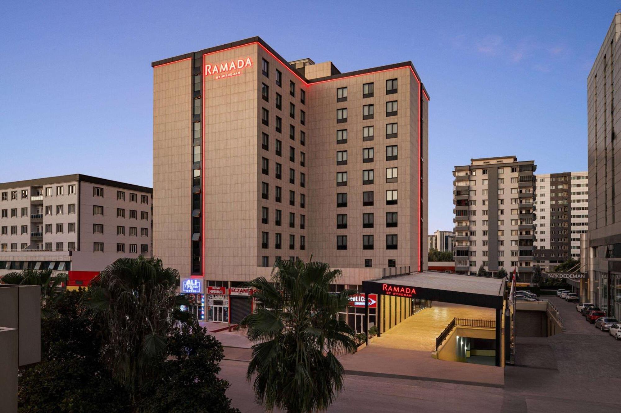 Ramada By Wyndham Hotel 5*