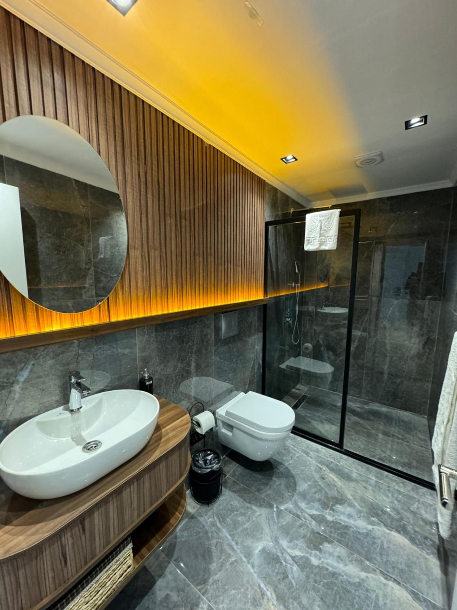 Hotel Euphrates Hotel *