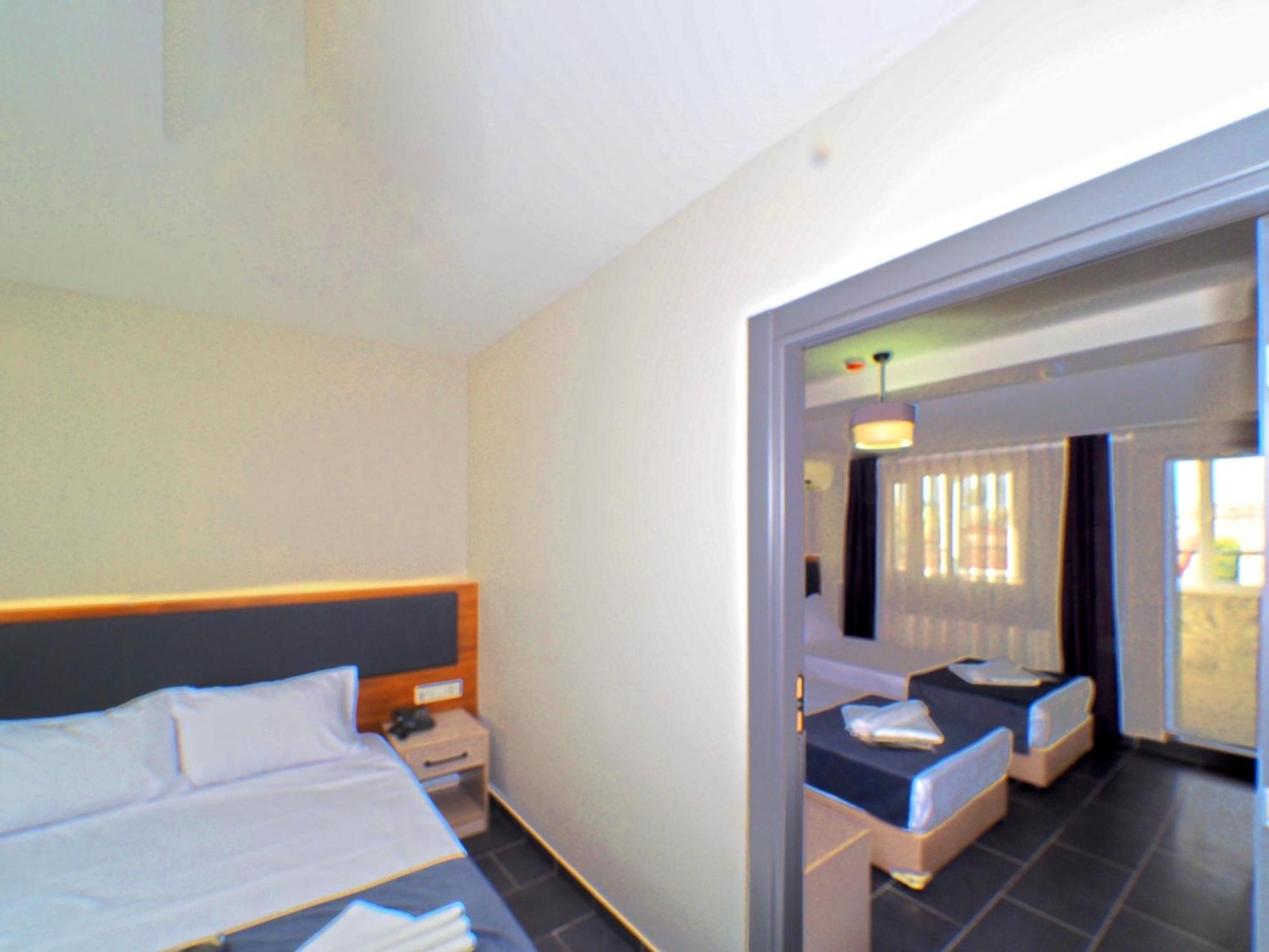 Hotel Diamond Old Town 3*