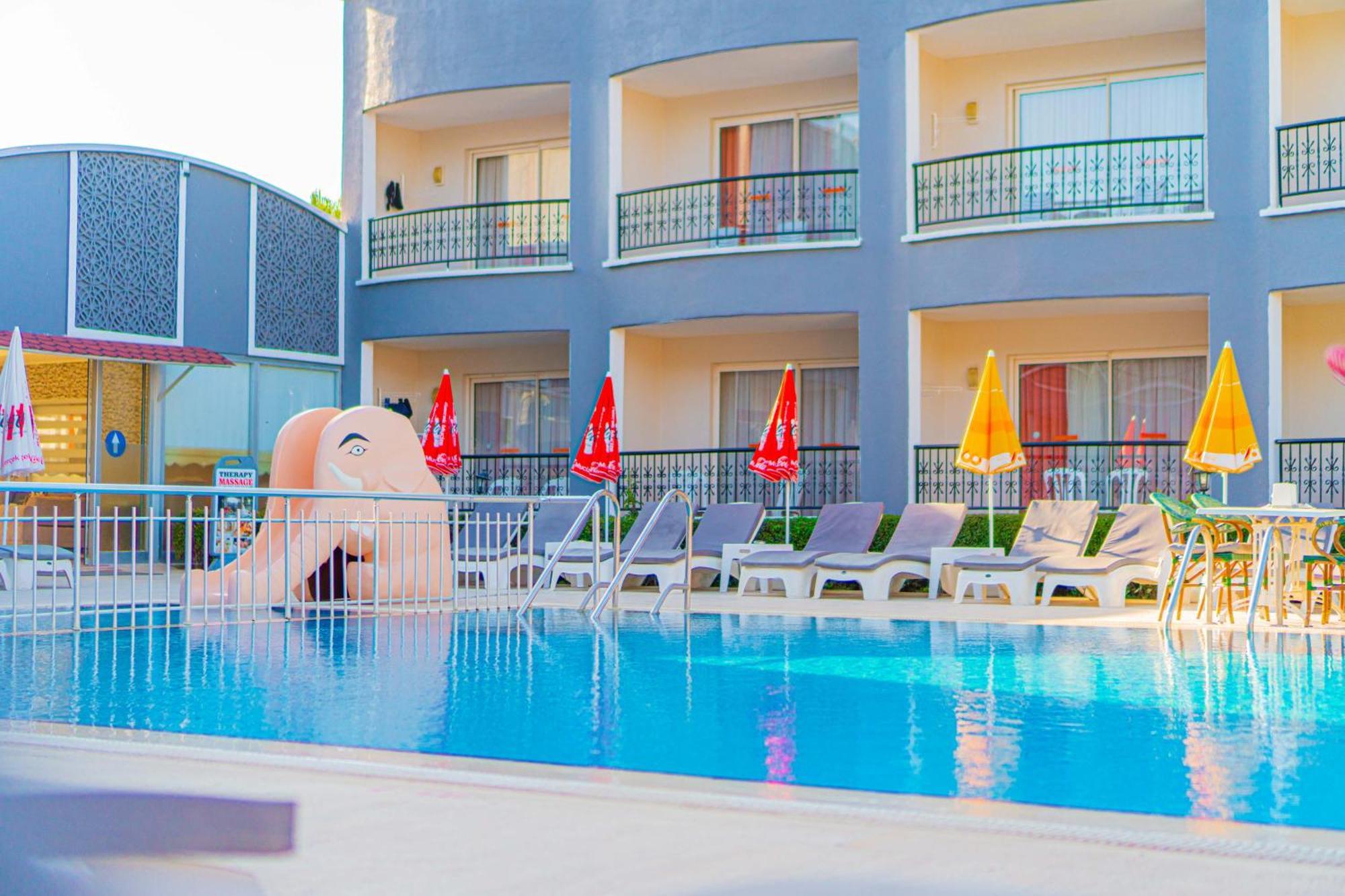 Hotel Sayanora