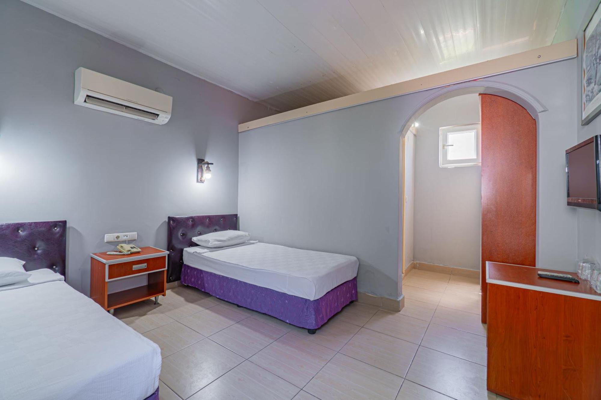 Hotel Sayanora *
