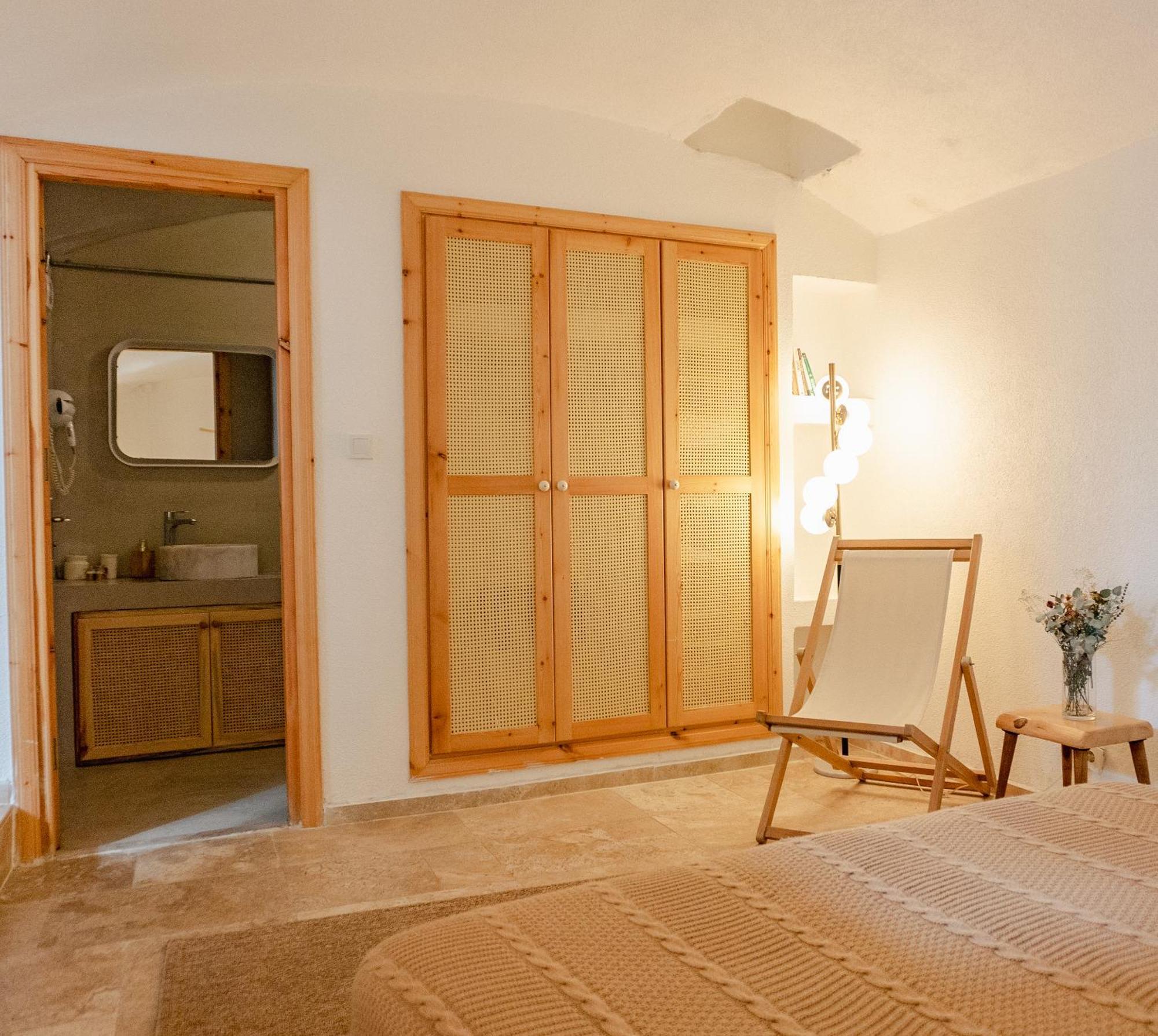 Cunda Ilios Hotel *