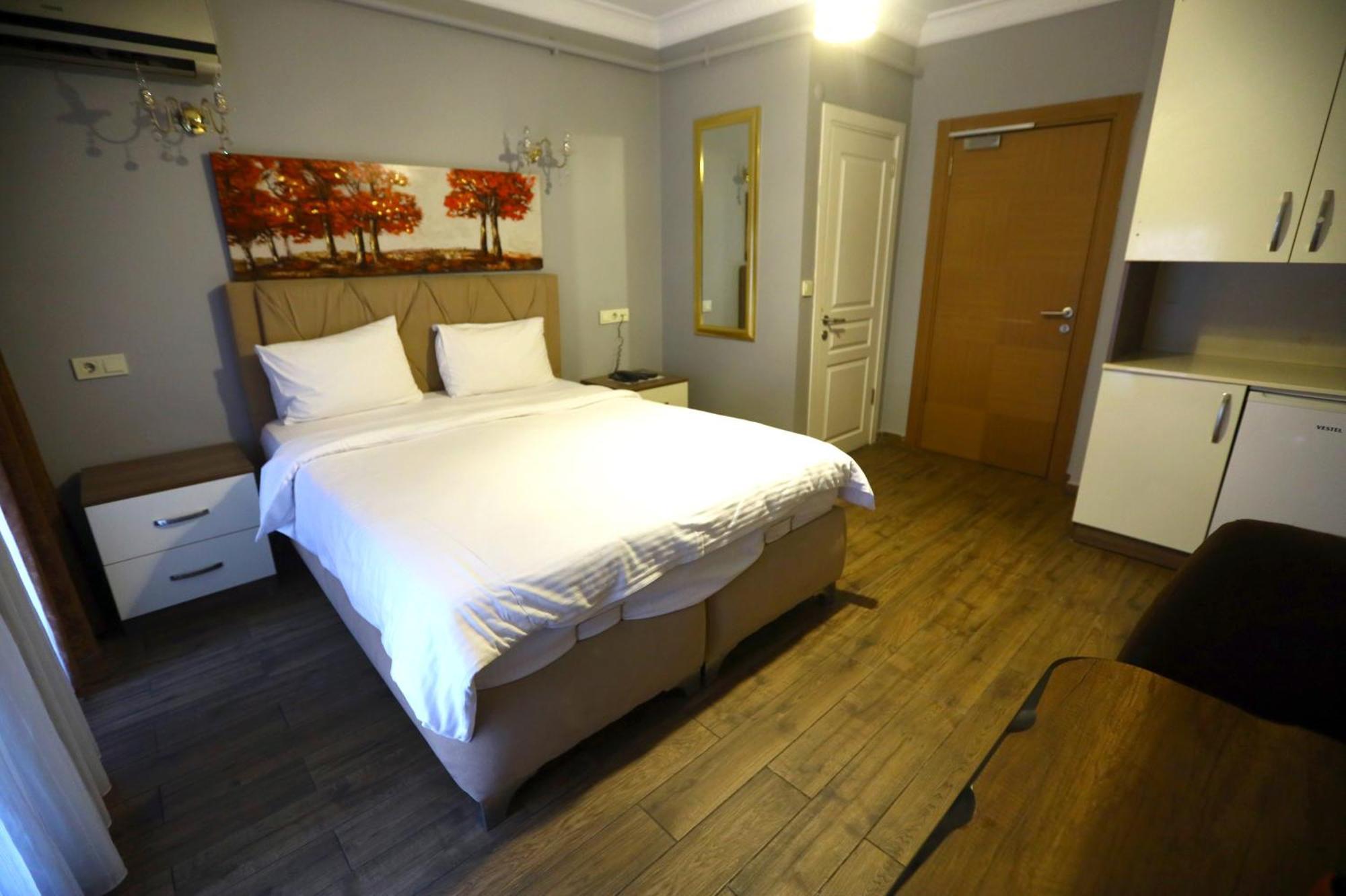 Zendy Hotel