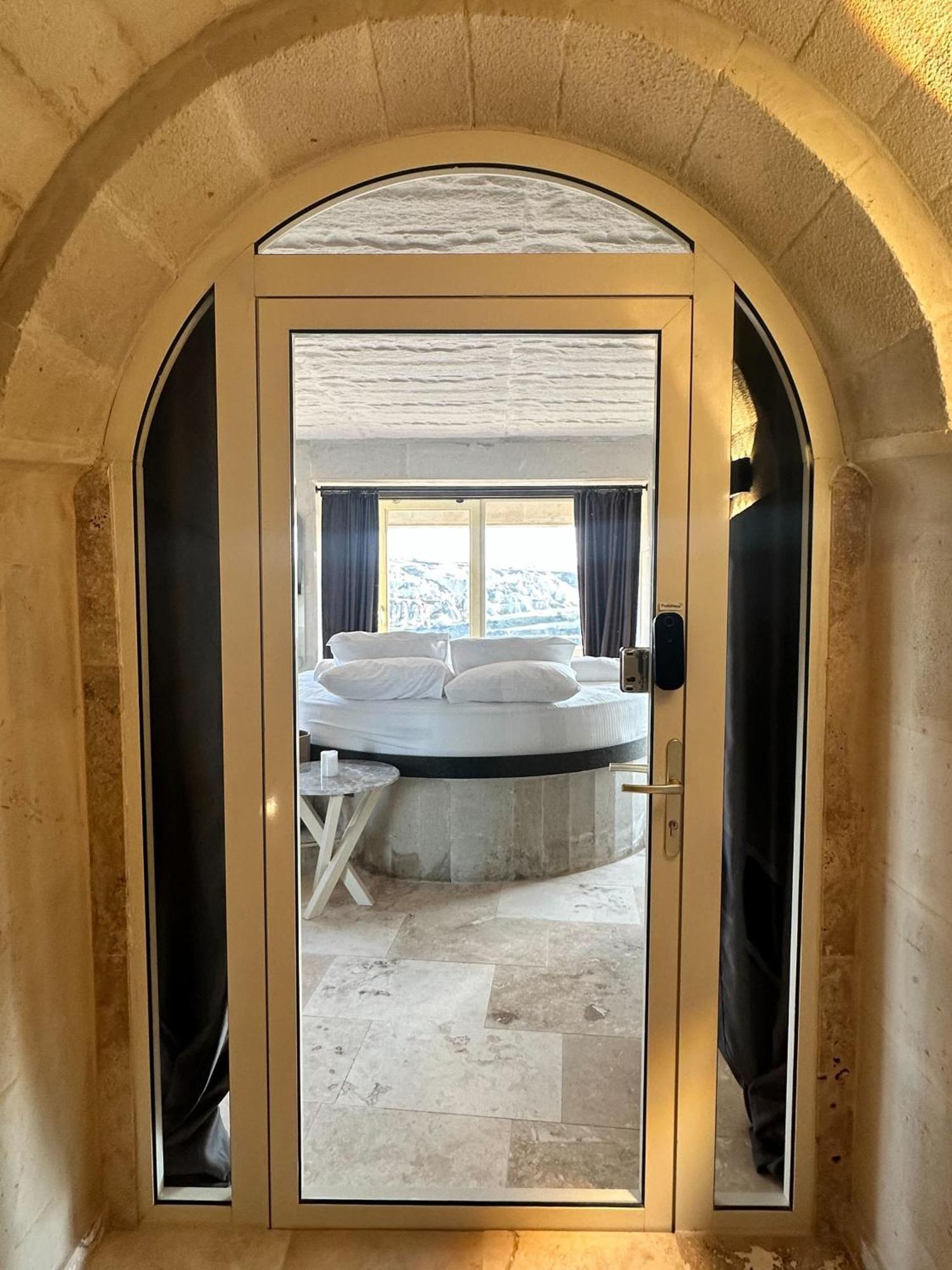 Be Still Alexa Smart Luxury Escape Adults Only Hotel *