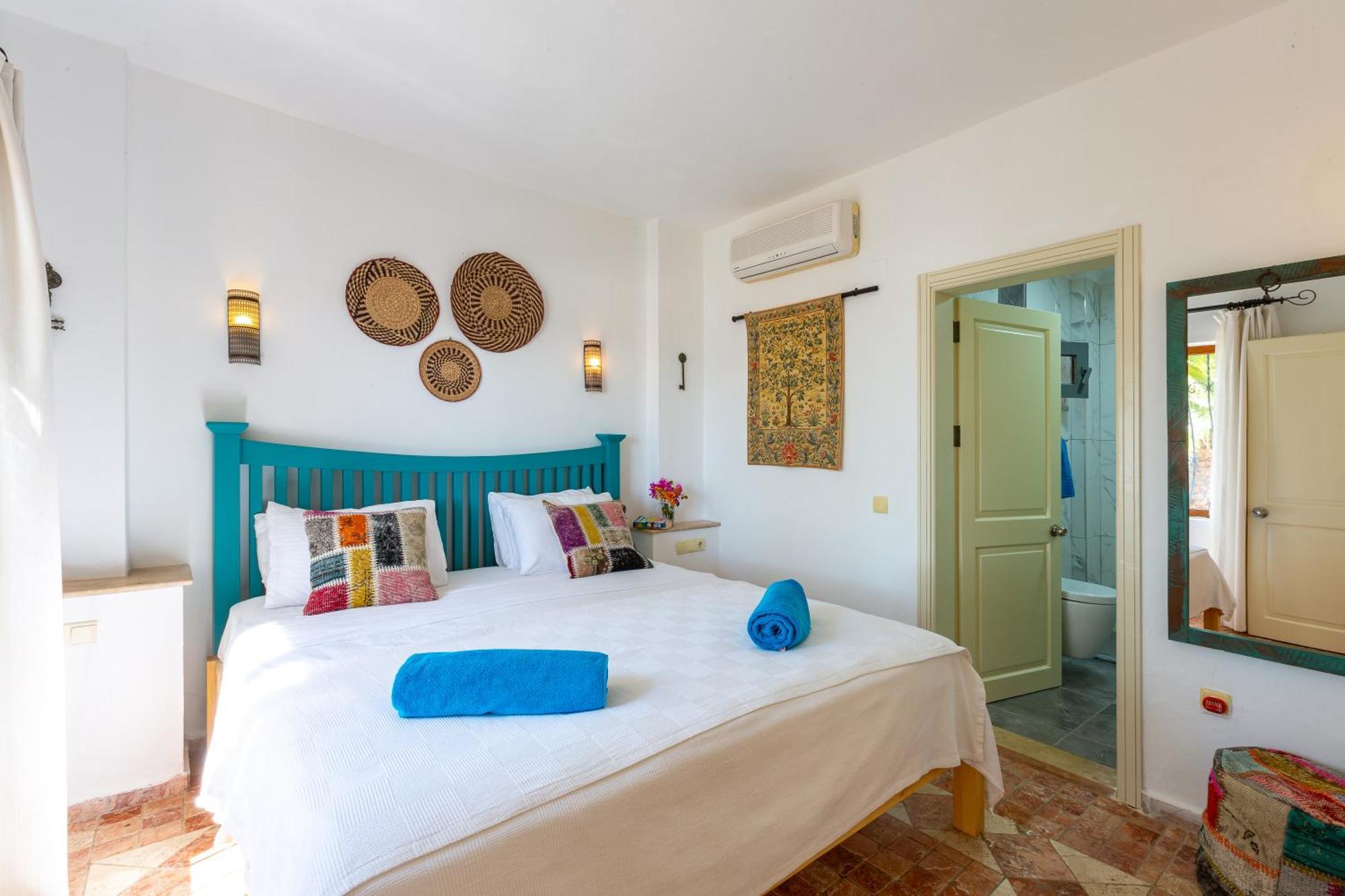 With Bay Views Apartment Kalkan