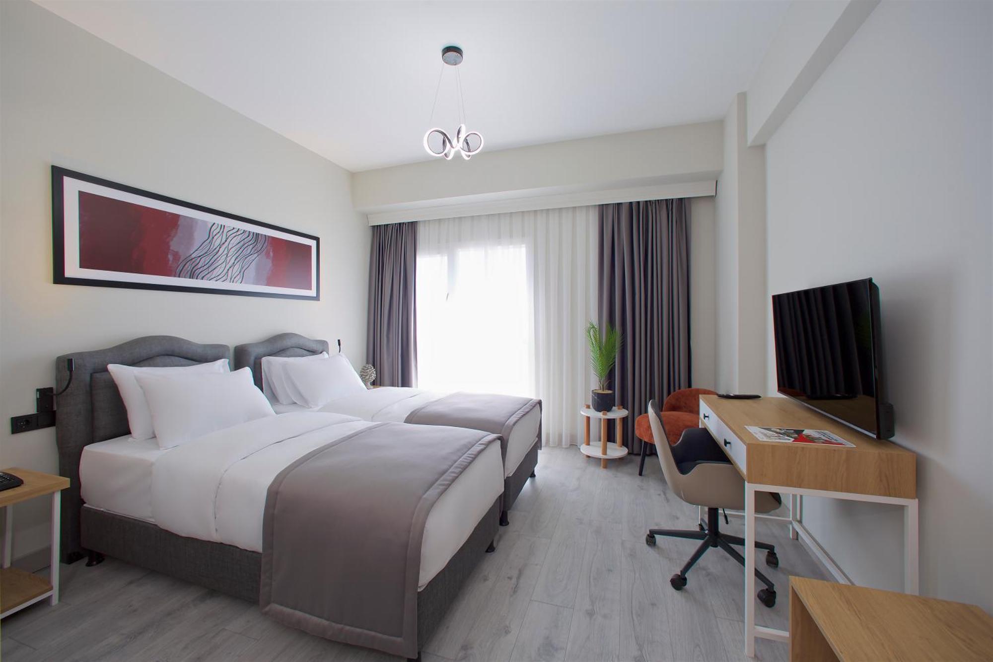 Hotel Western & Residences 4*