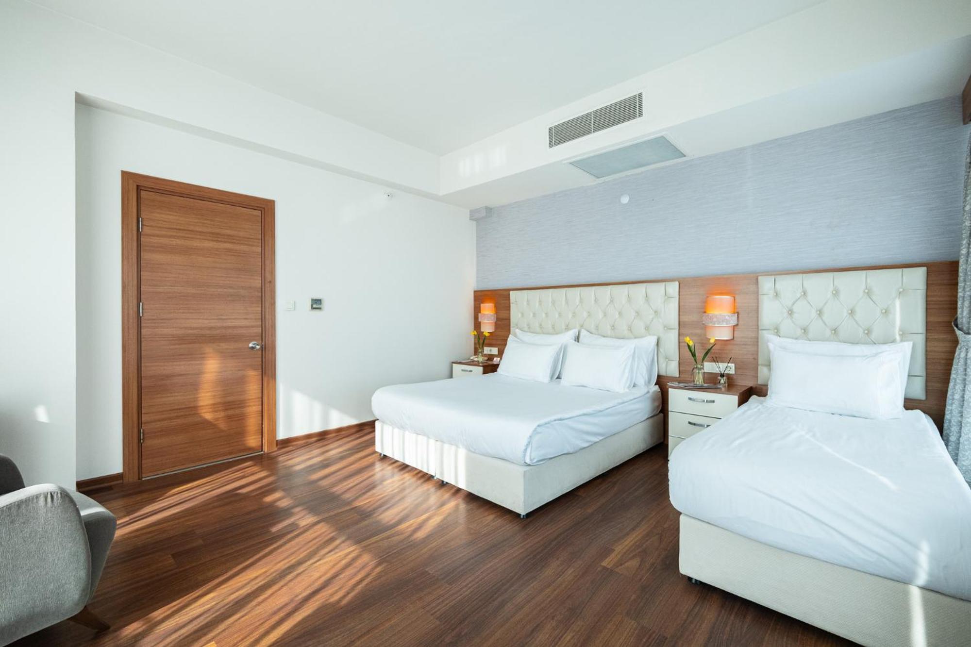 Hotel Parion