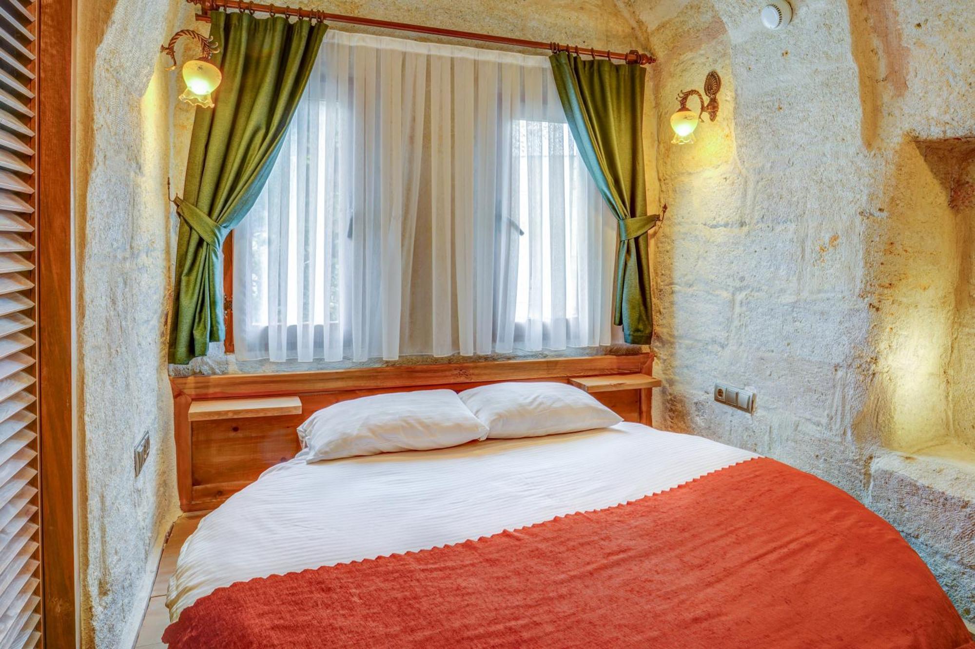 Hotel Matiana View Cave *