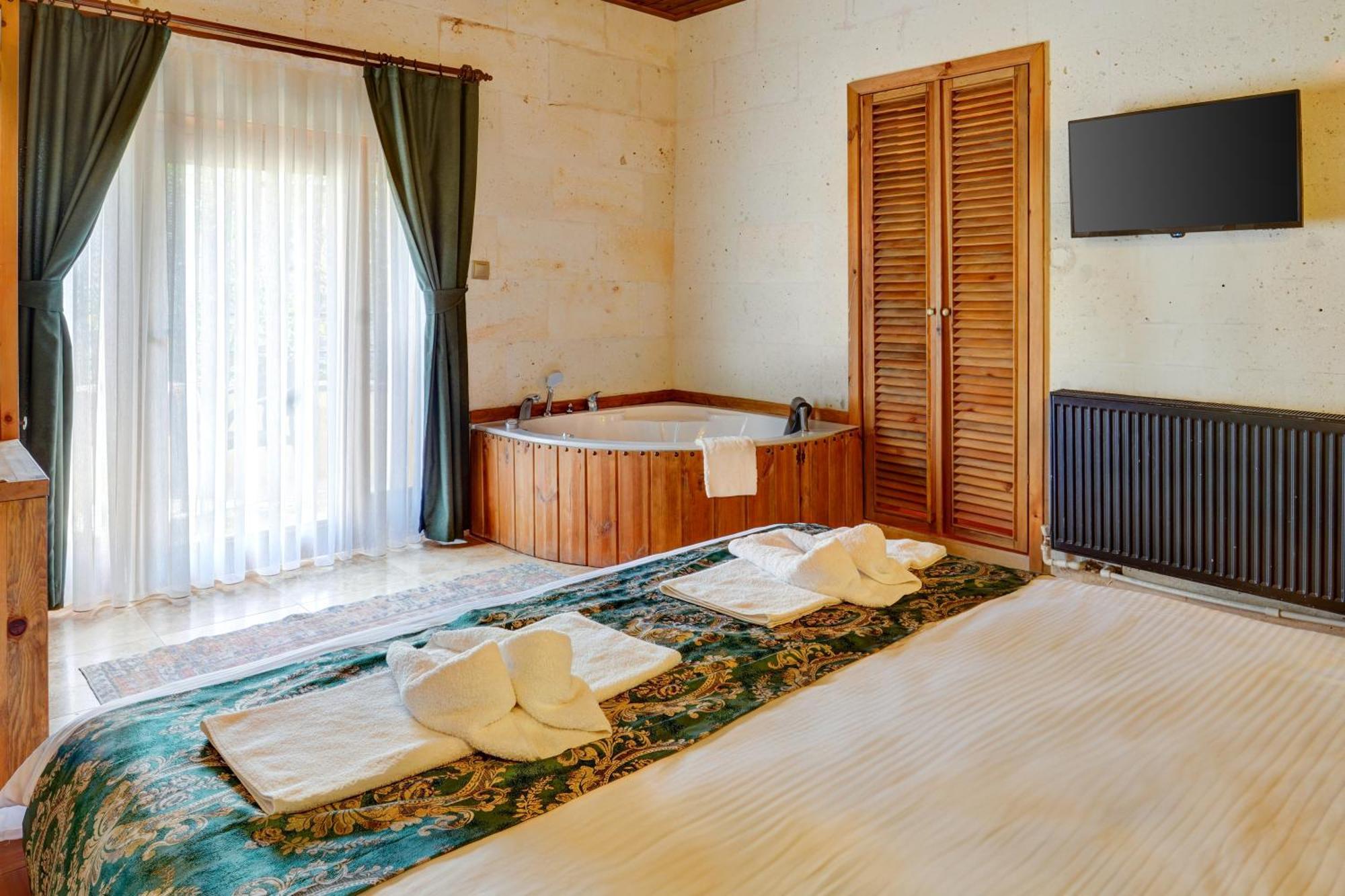 Hotel Matiana View Cave *