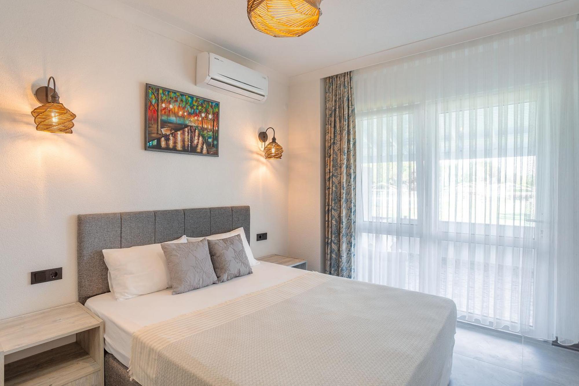 Palm Hotel