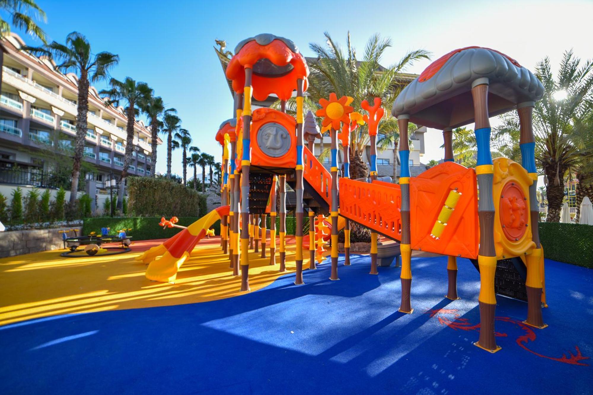 Resort Royal Dragon 5*