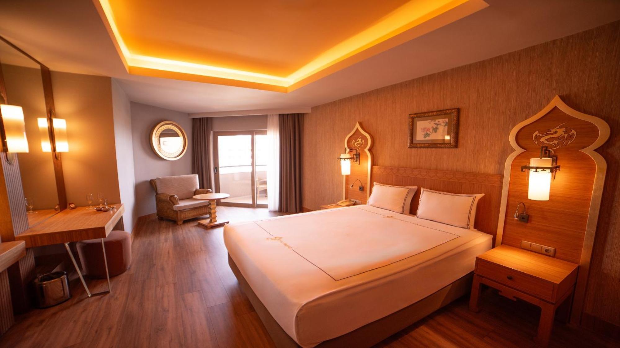 Resort Royal Dragon 5*