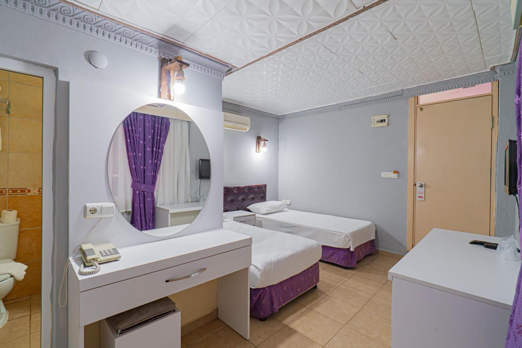 Hotel Sayanora
