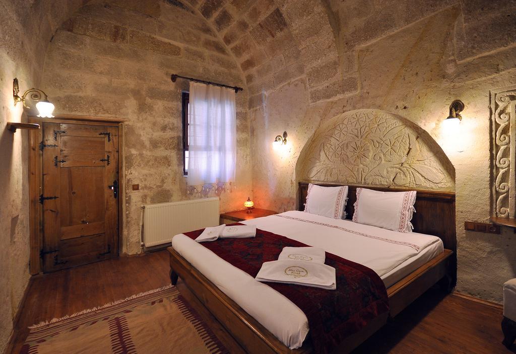 Has Cave Hotel 2*