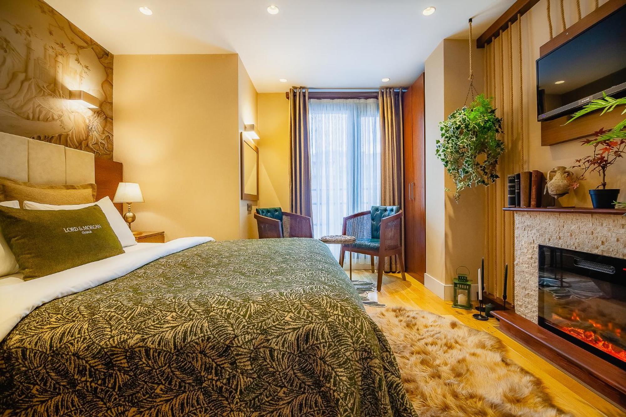 Lord Morgan & Exclusive Design Cihangir Istanbul