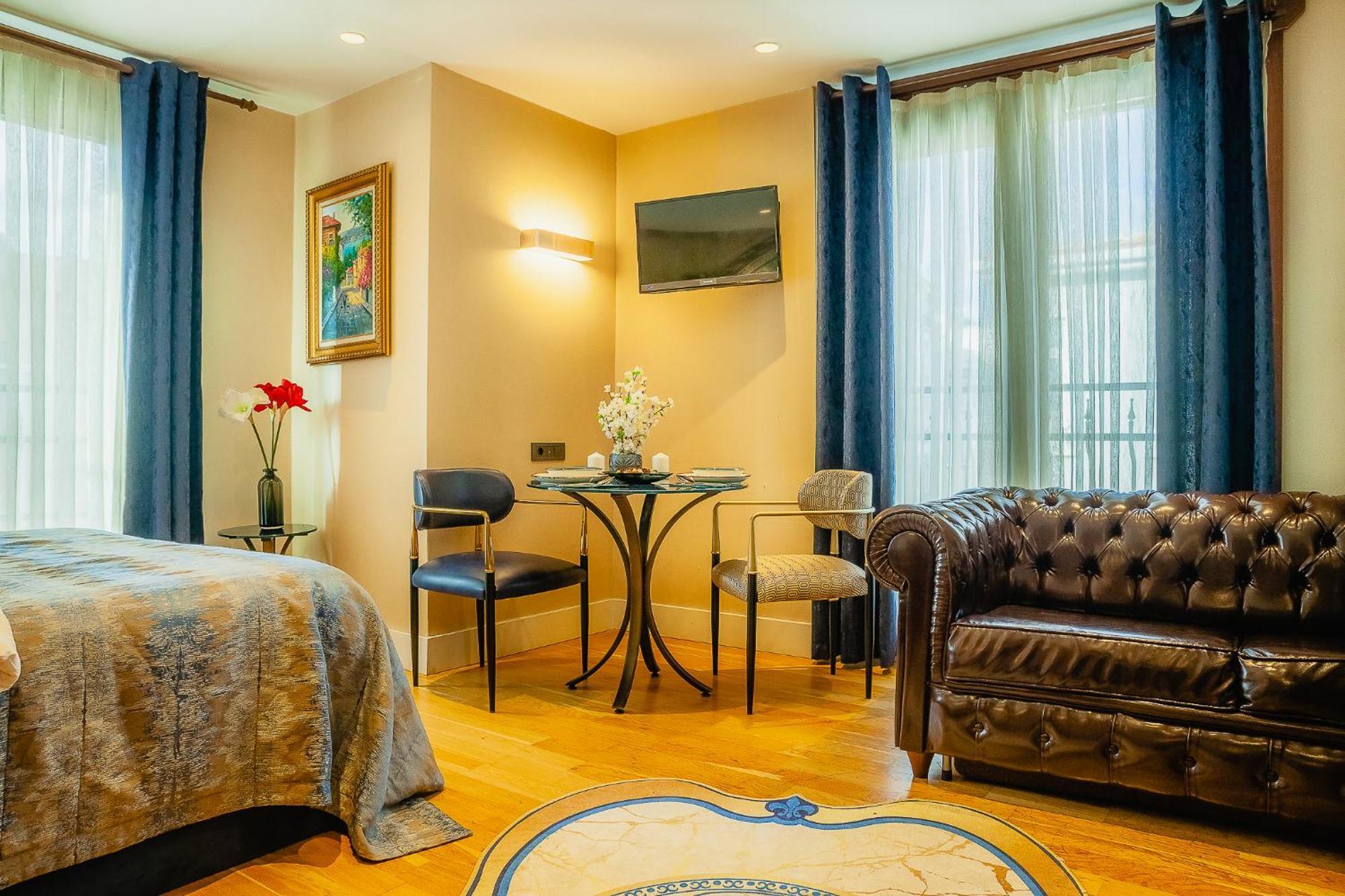 Lord Morgan & Exclusive Design Cihangir