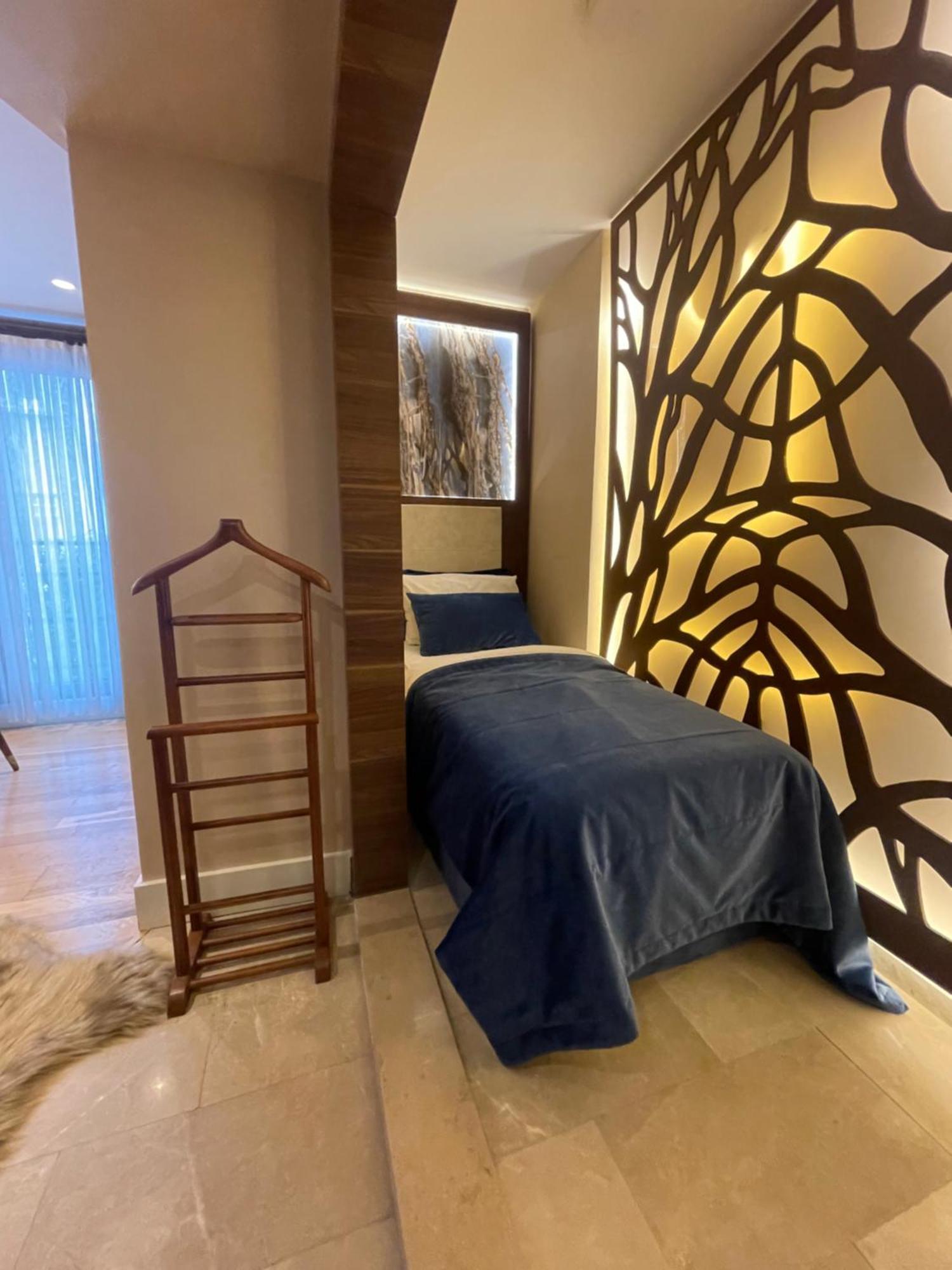Lord Morgan & Exclusive Design Cihangir