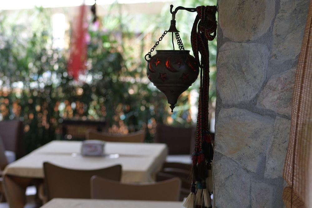 Papirus Hotel