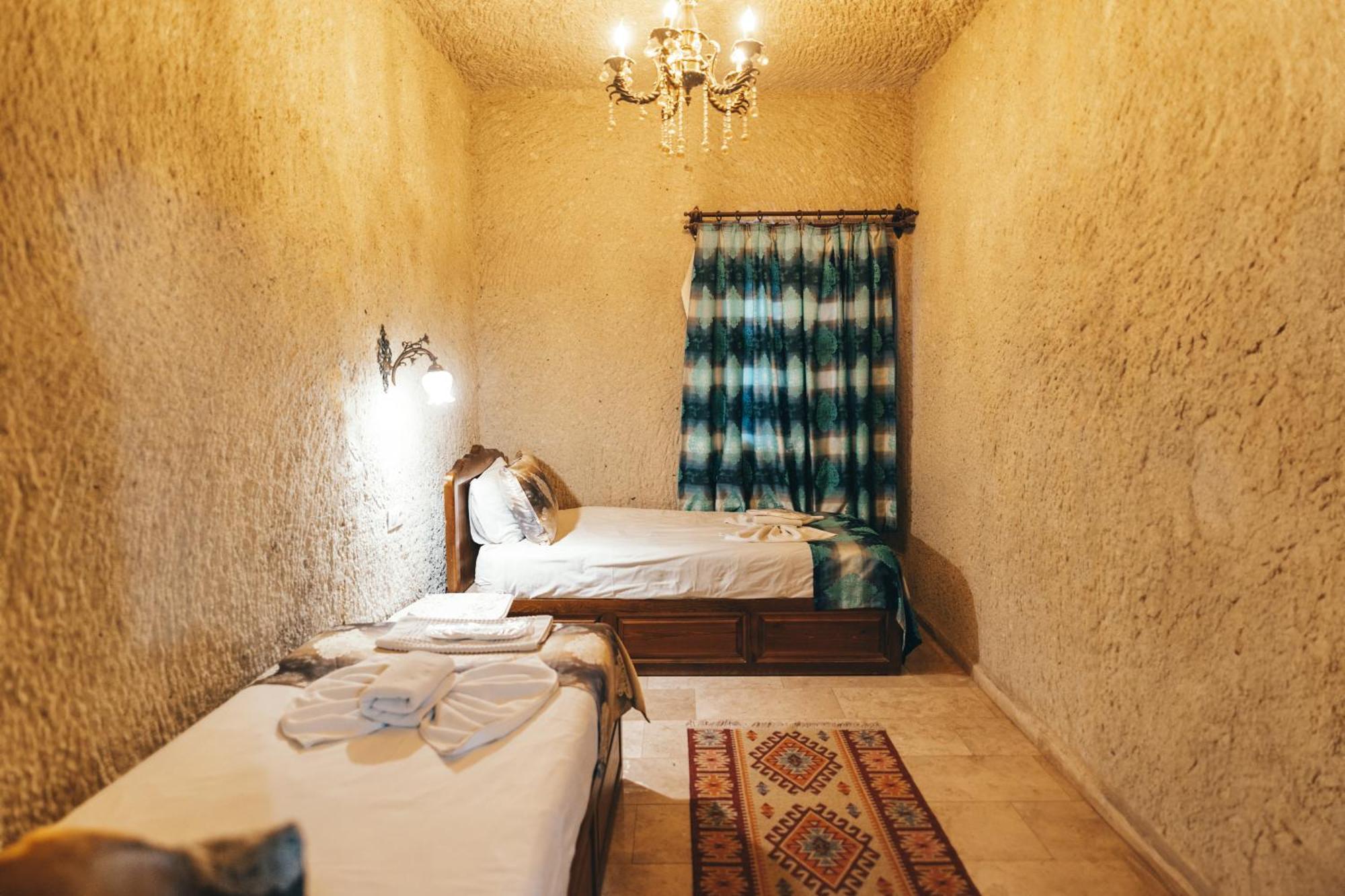Valley Cave House Hotel