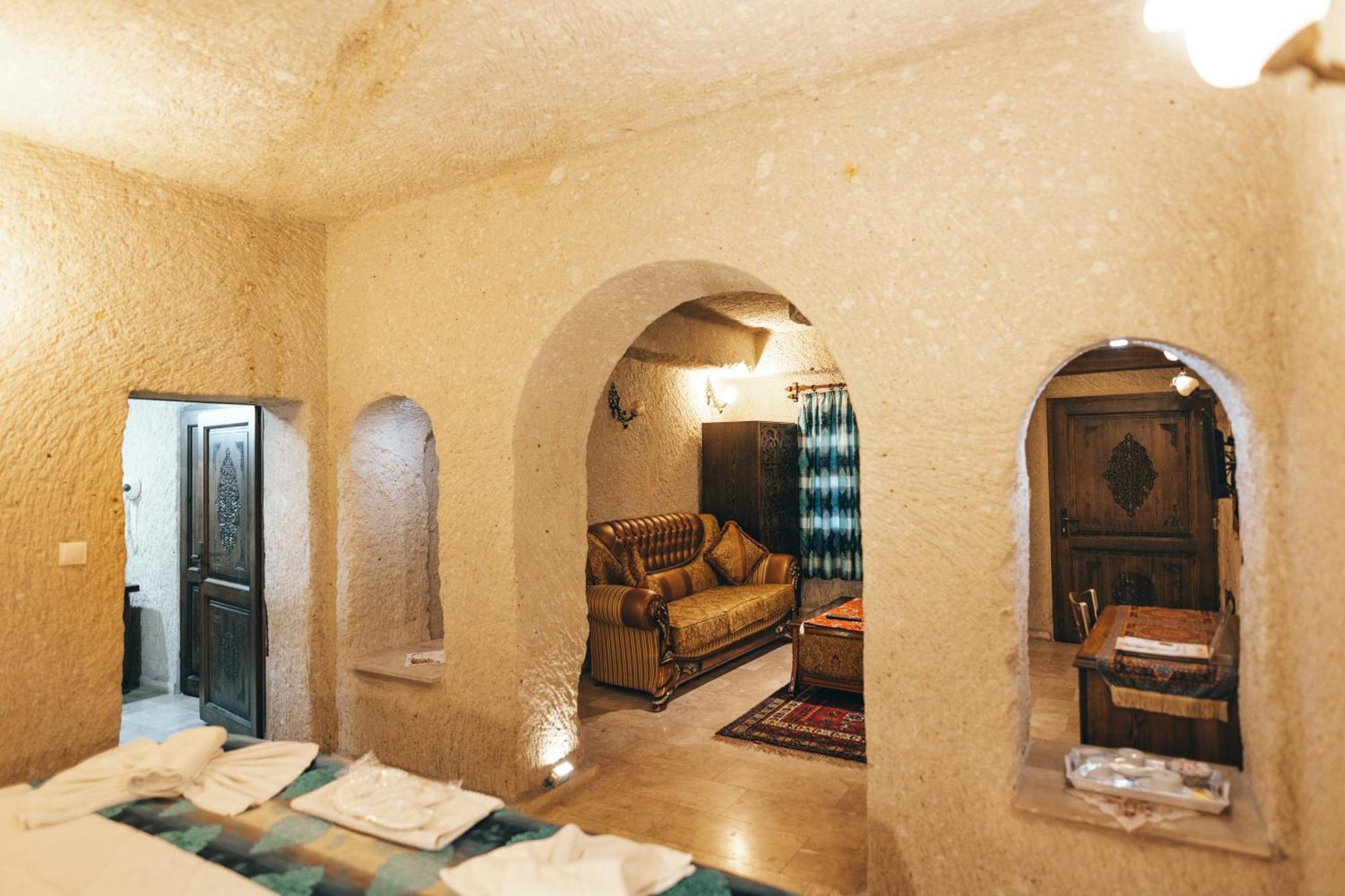 Hotel Valley Cave House