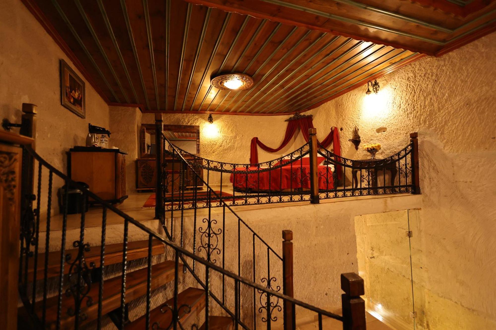 Cappadocia Cave Hotel 2*