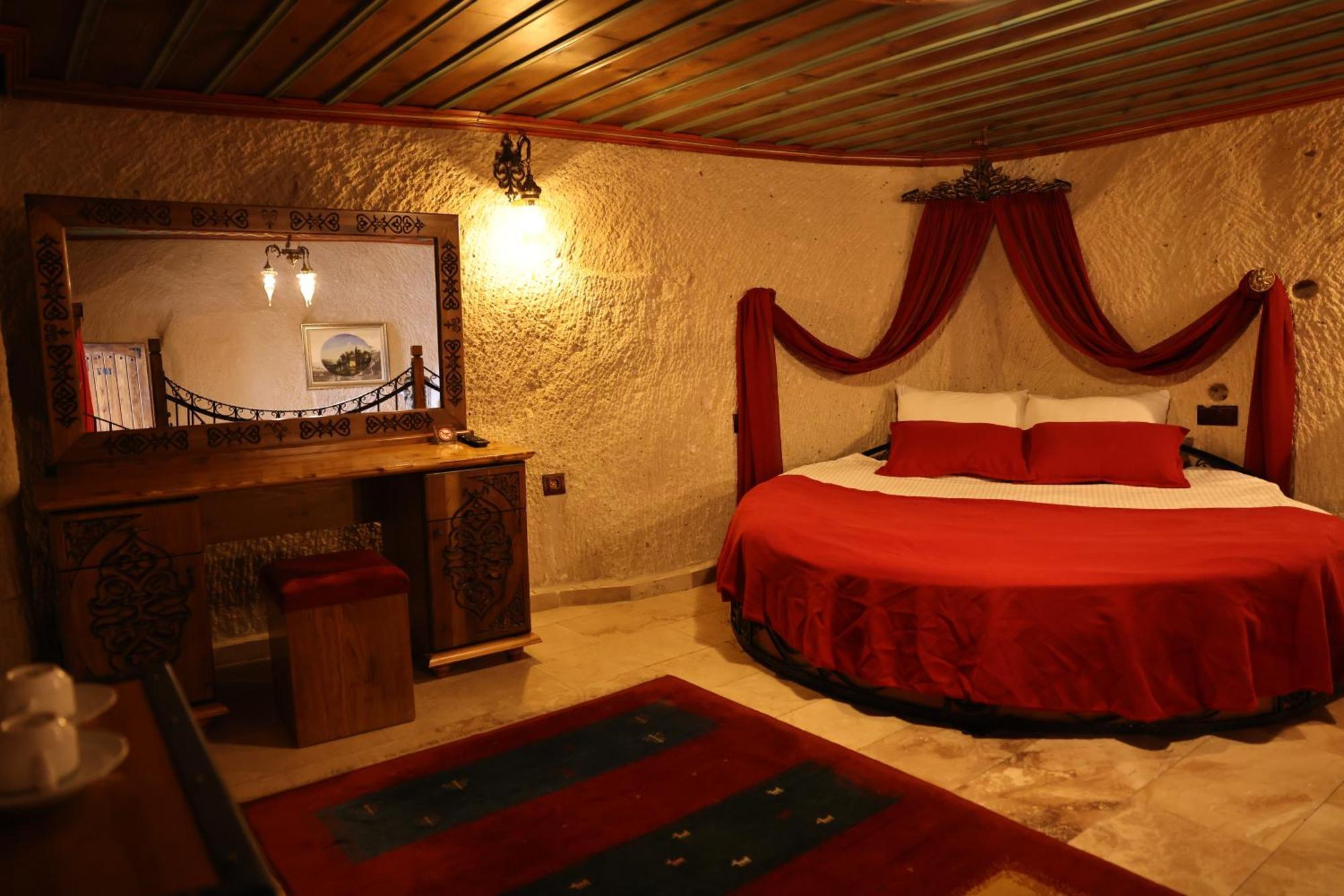 Cappadocia Cave 2*