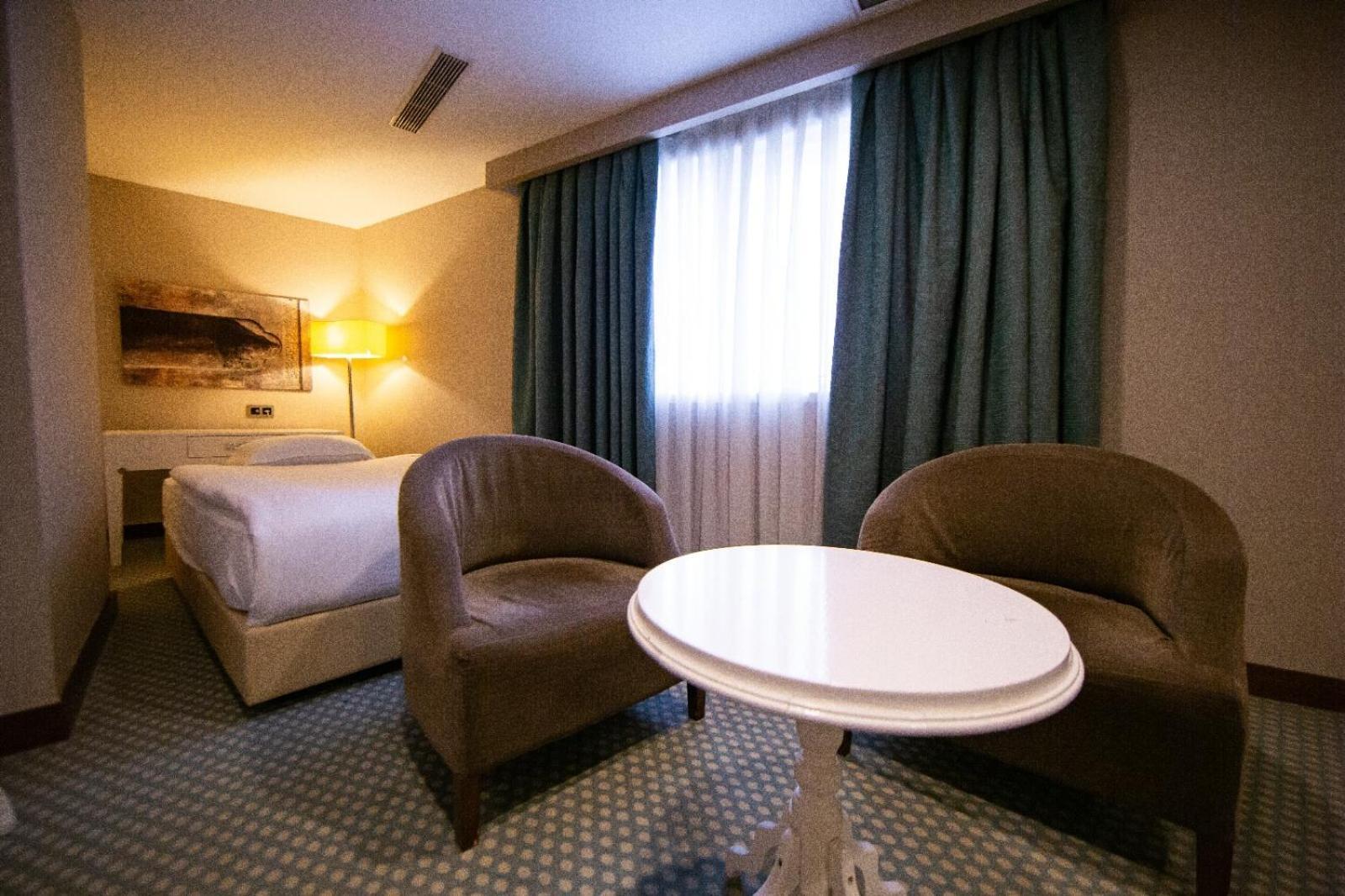 Hotel Nevali & Convention Center