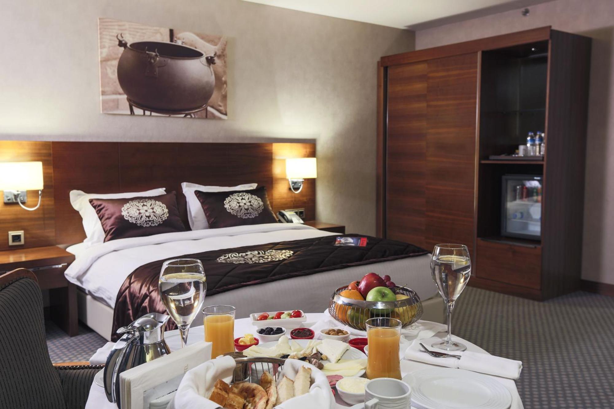 Nevali & Convention Center 5* Sanliurfa