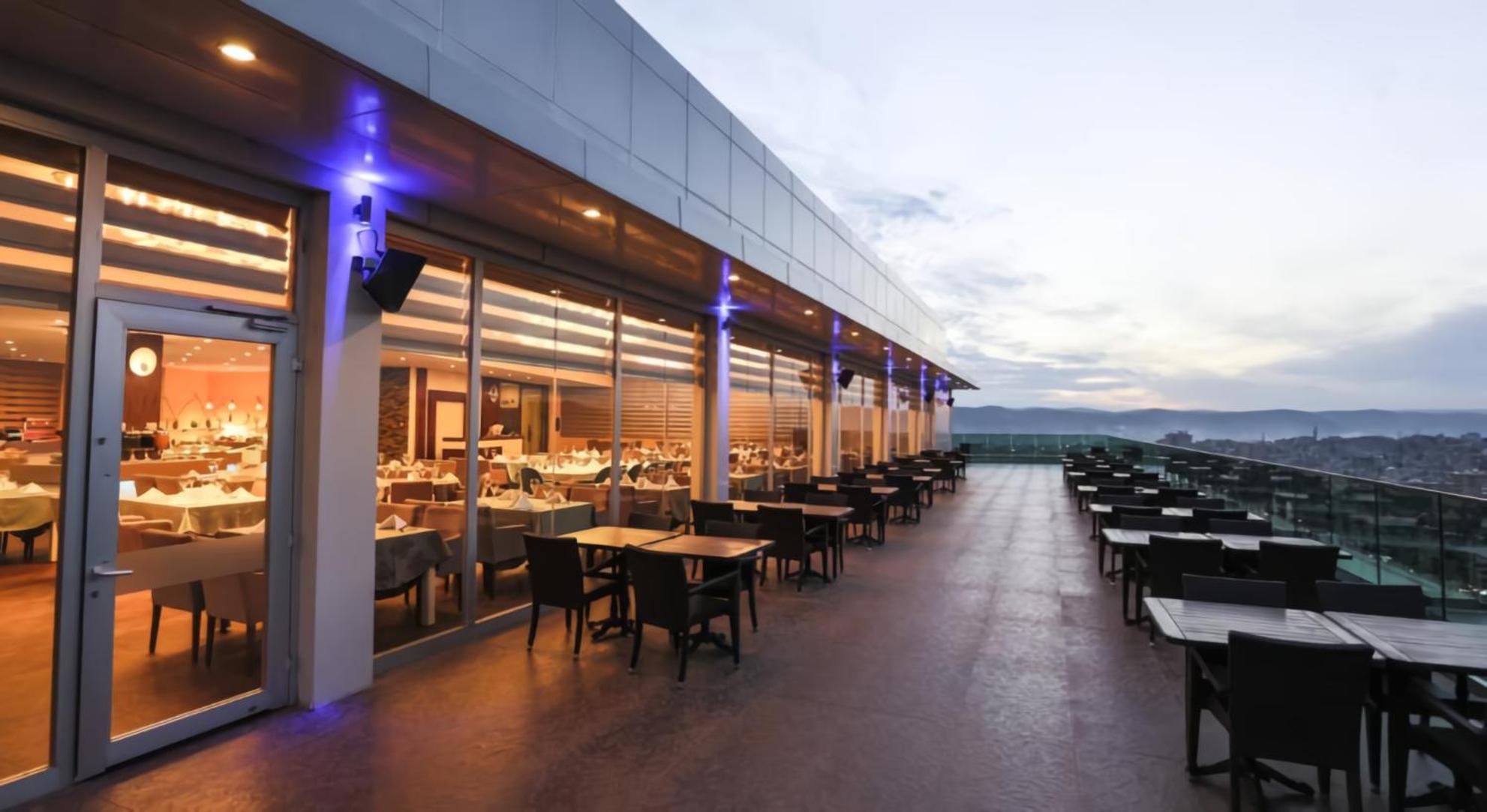 Nevali & Convention Center Hotel