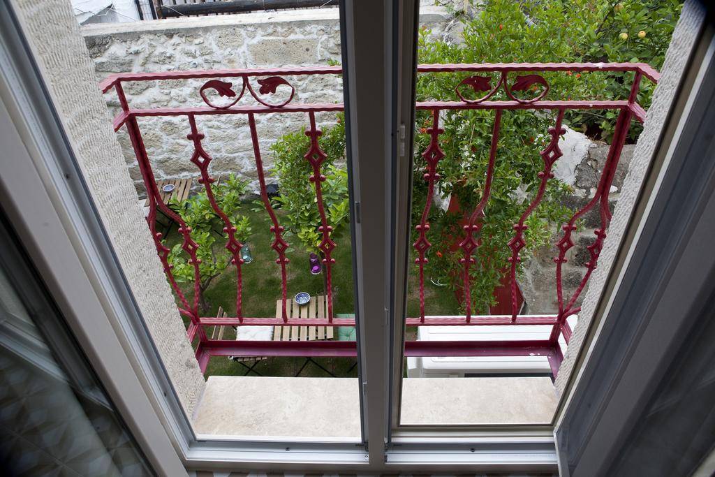 Fi̇li̇zce Konuk Evi * Alacati