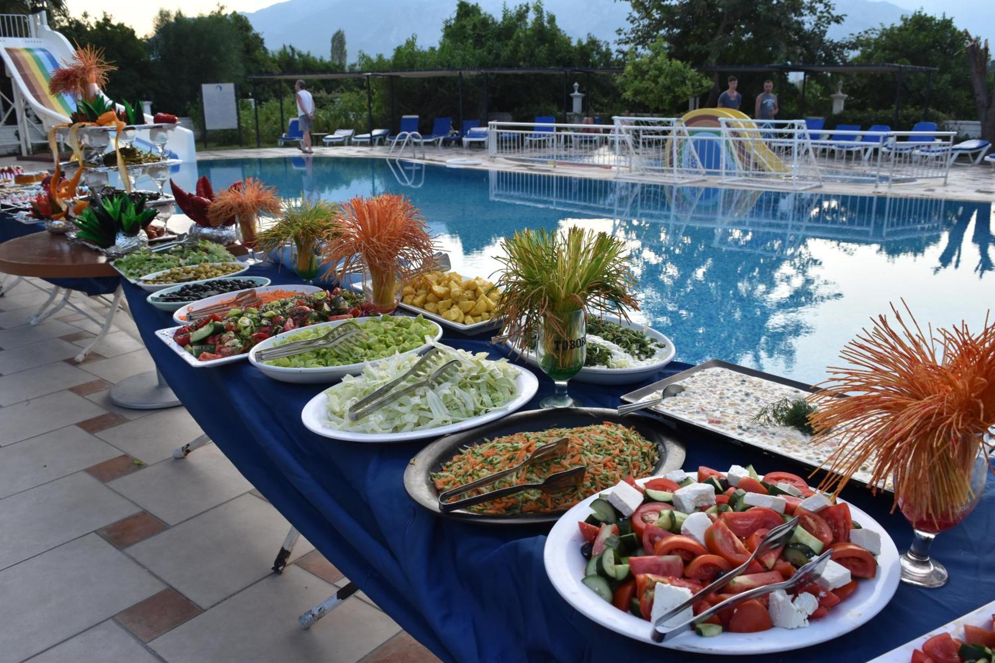 Ares Blue Hotel 4*